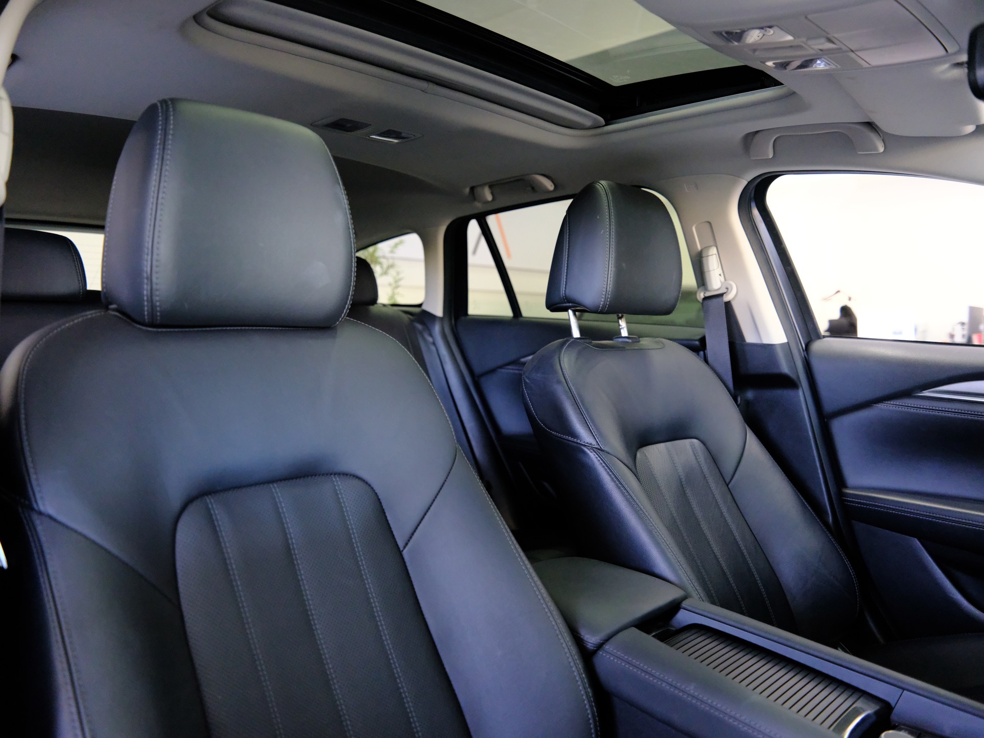 MAZDA 6 Sportwagon SKYACTIV-G 194 Revolution Automat-image-17