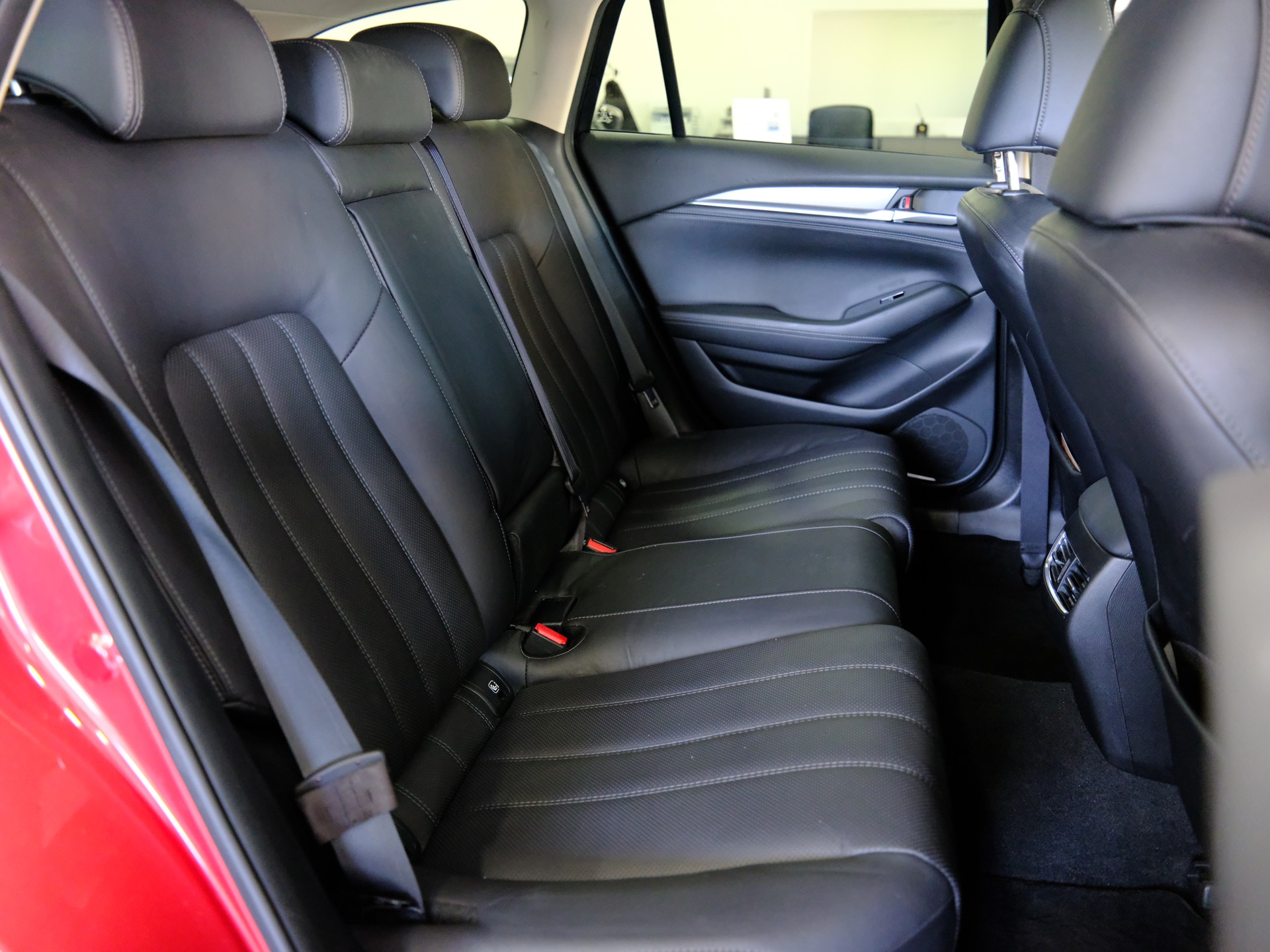 MAZDA 6 Sportwagon SKYACTIV-G 194 Revolution Automat-image-16