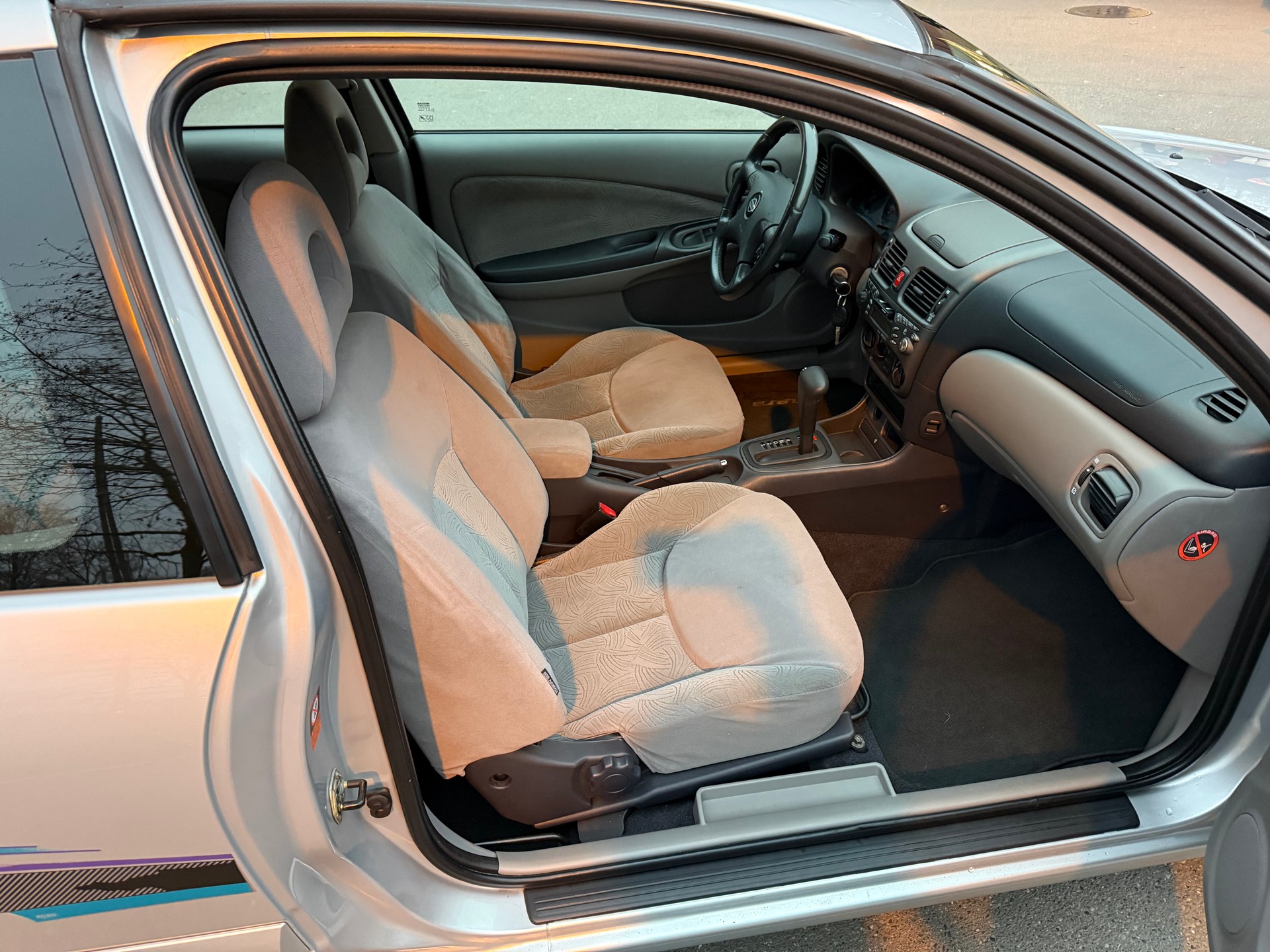 NISSAN Almera 1.8 16V Ambience-image-15