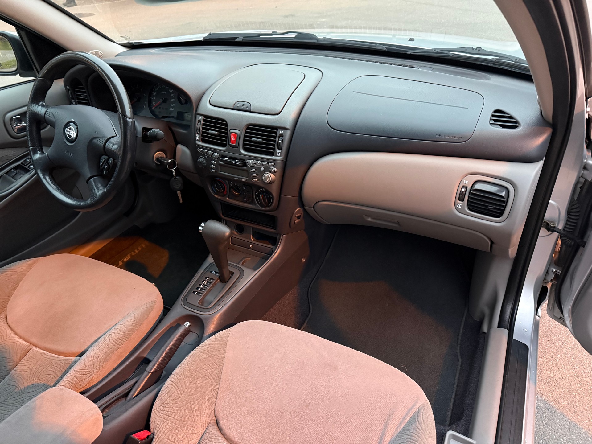 NISSAN Almera 1.8 16V Ambience-image-17