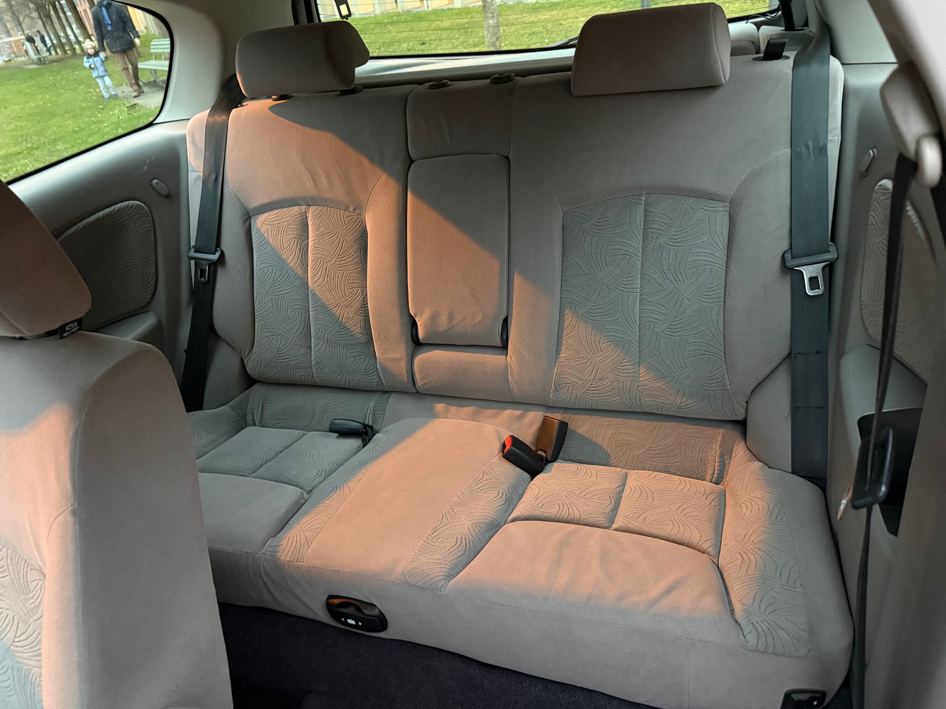 NISSAN Almera 1.8 16V Ambience-image-13