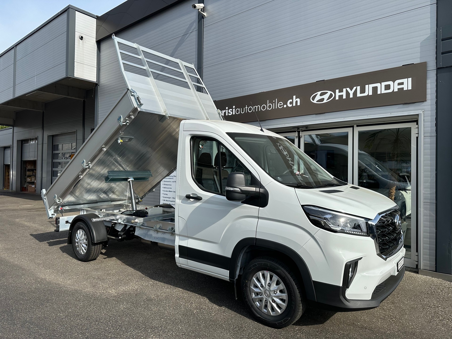 MAXUS Deliver 9 3-Seiten Kipper L3-image-8