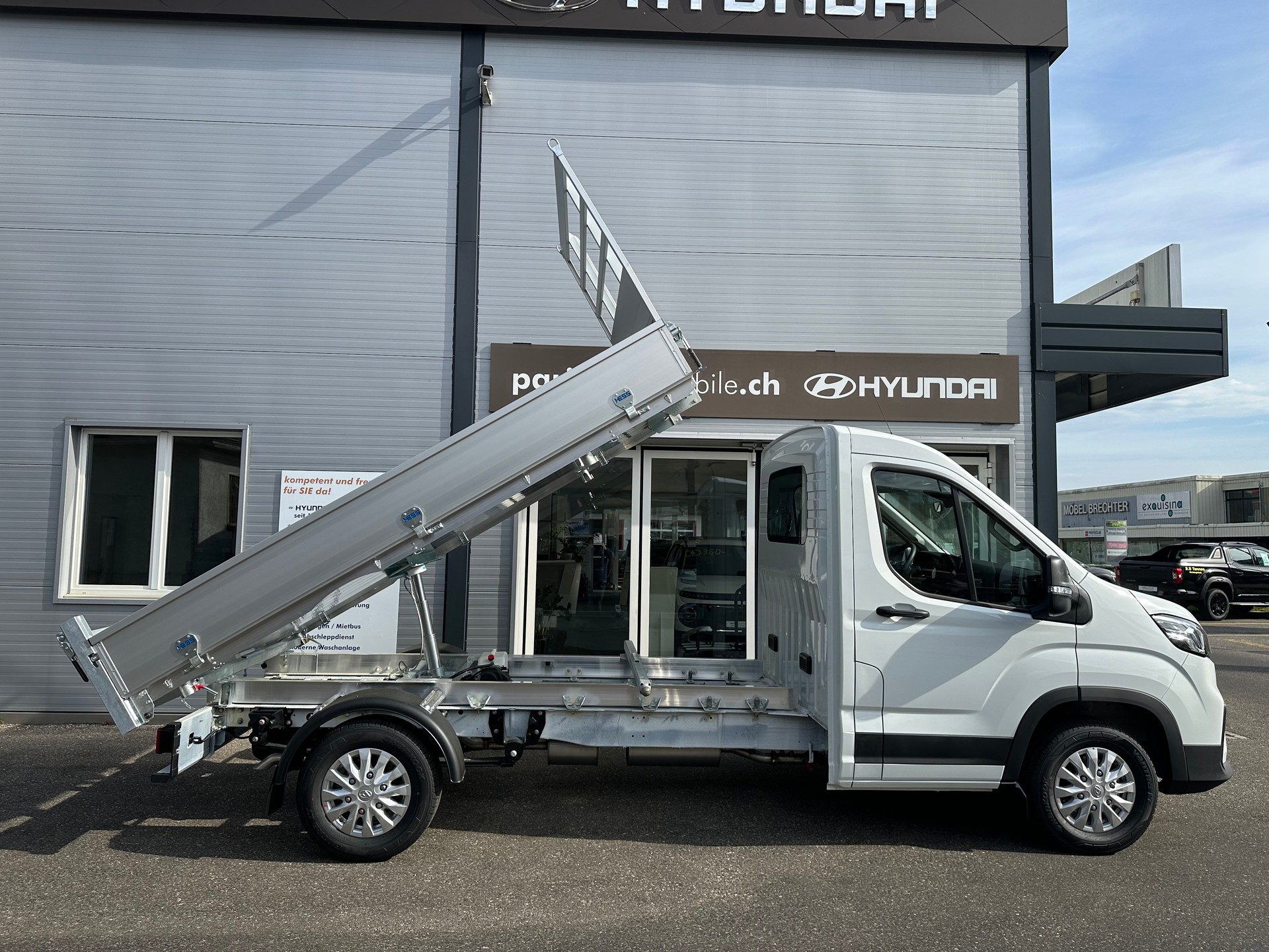 MAXUS Deliver 9 3-Seiten Kipper L3-image-7