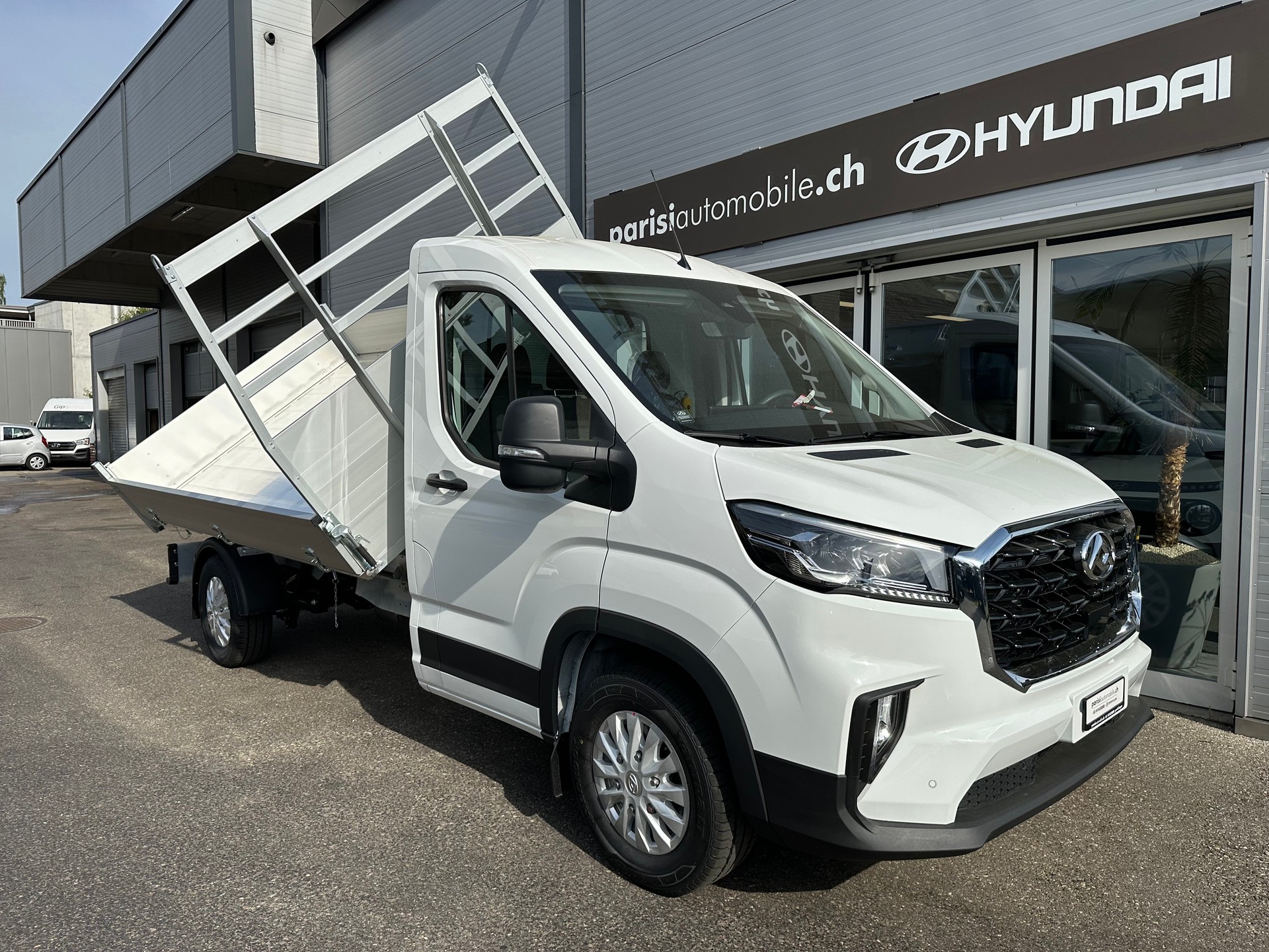 MAXUS Deliver 9 3-Seiten Kipper L3-image-11