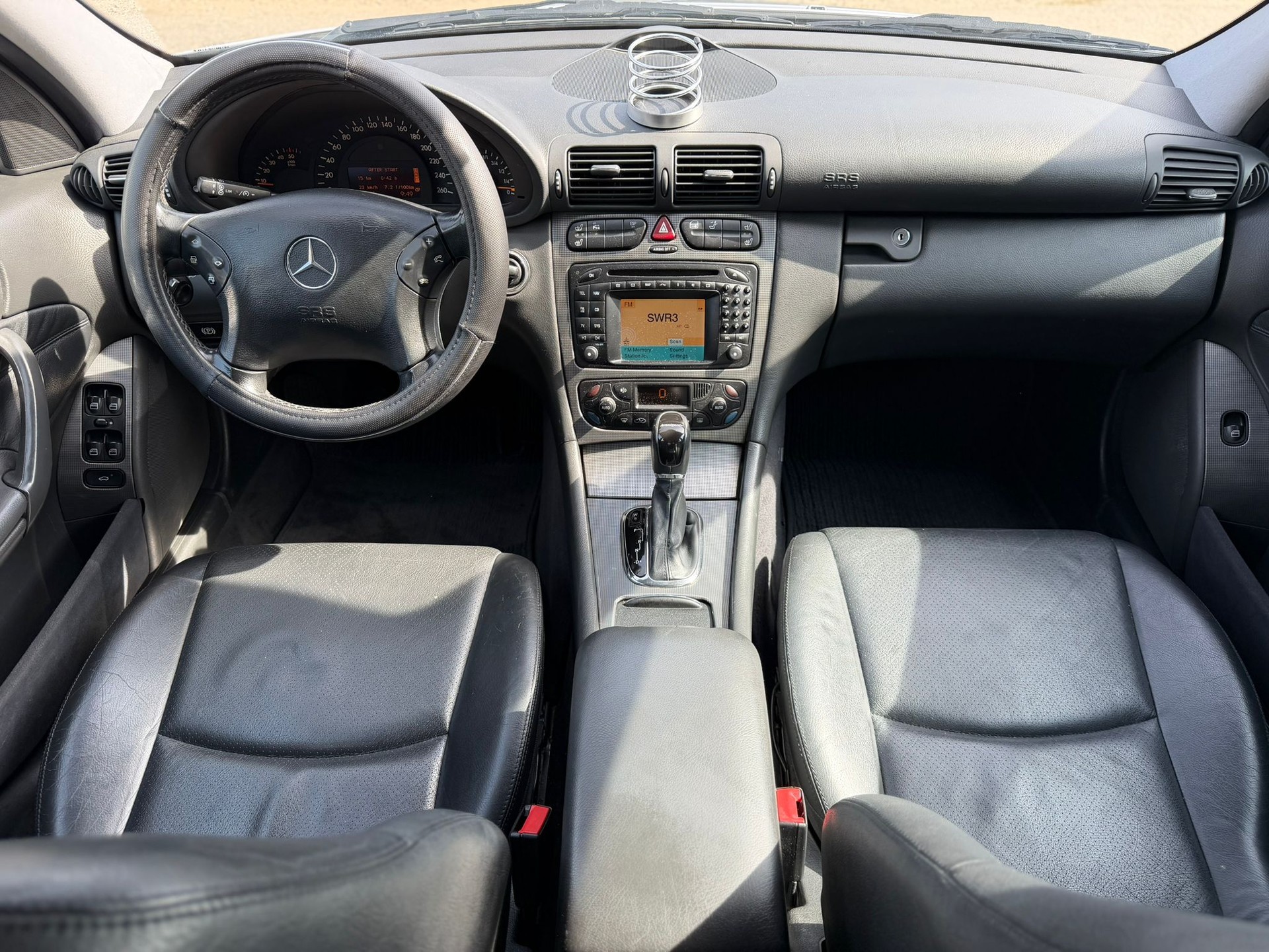MERCEDES-BENZ C 220 CDI Avantgarde-image-5
