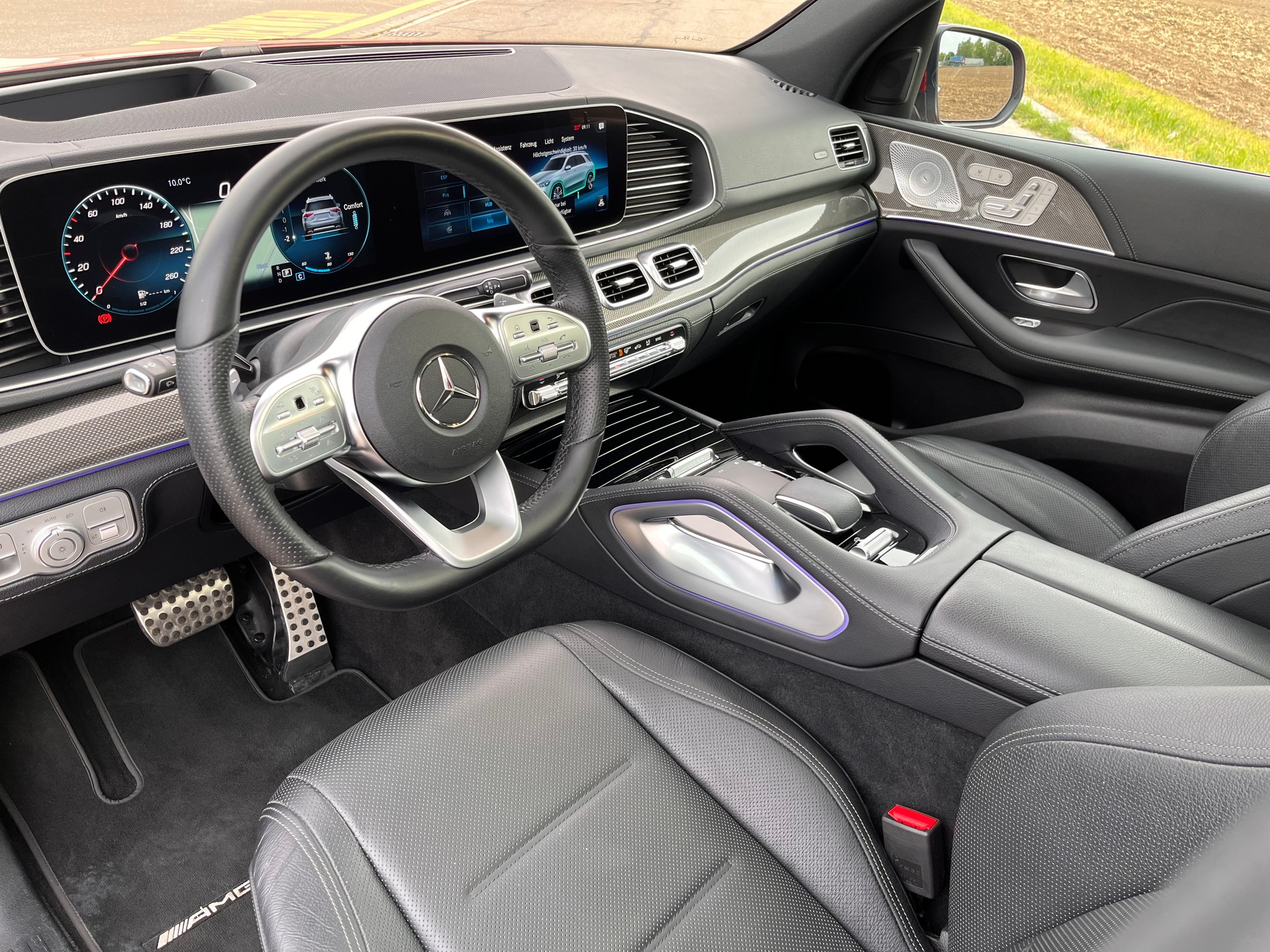 MERCEDES-BENZ GLE 300 d 4Matic AMG Line 9G-Tronic * UMFANGREICHE AUSSTATTUNG - DESIGNO HYAZINTHROT METALLIC *-image-17