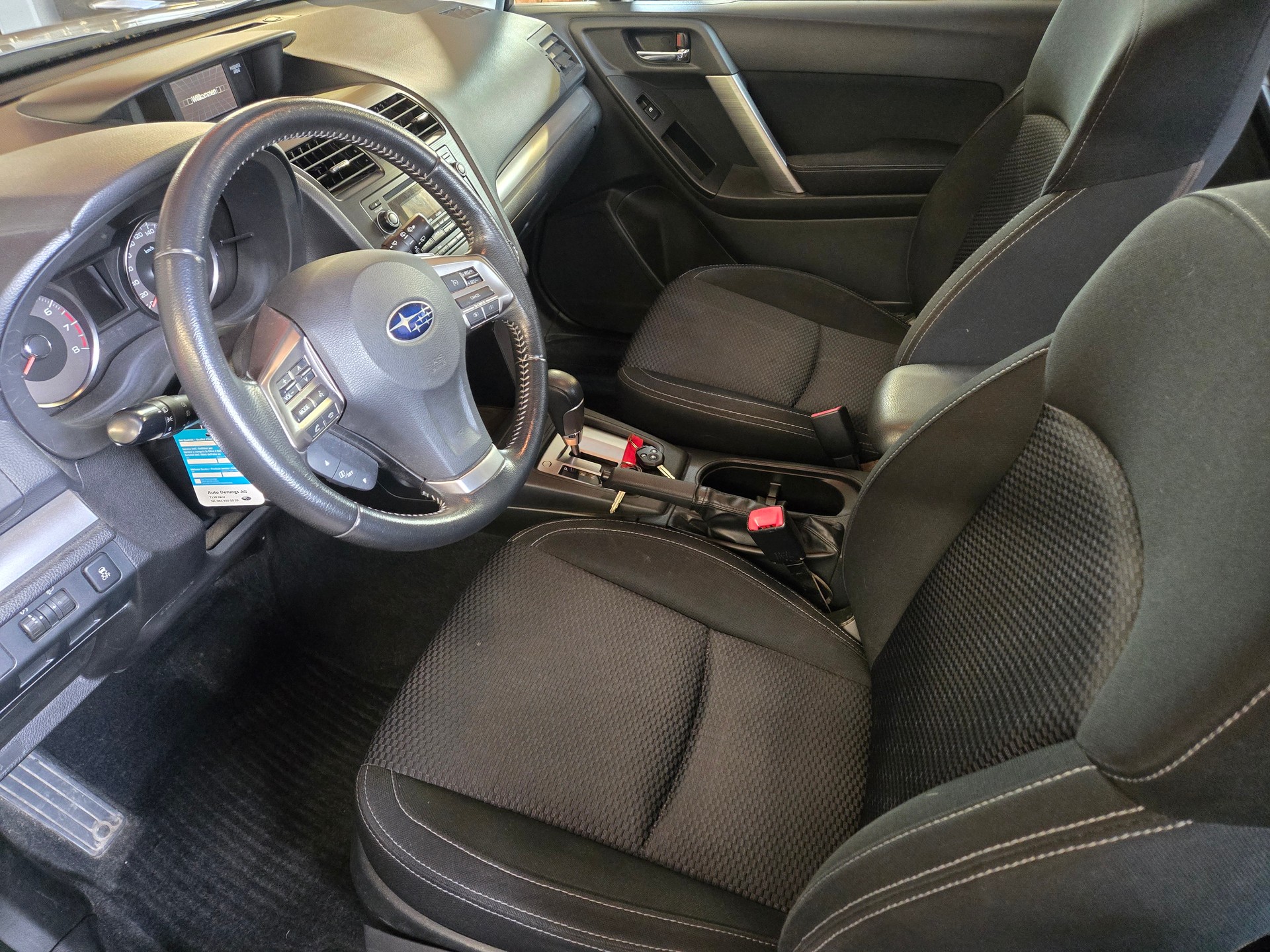SUBARU Forester 2.0i Swiss Lineartronic-image-11
