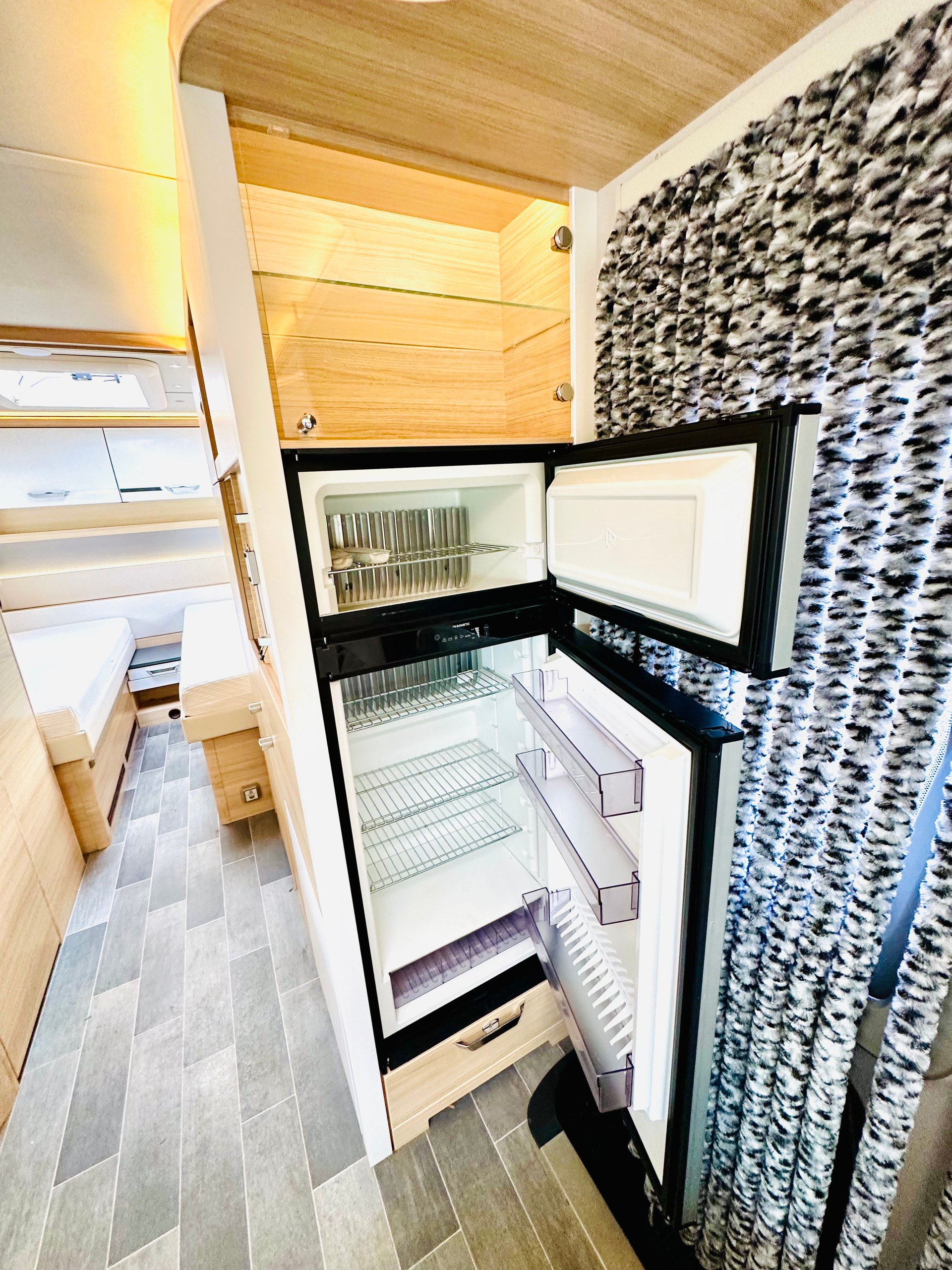 TABBERT VIVALDI ***NEUWERTIGER ZUSTAND***LÄNGSBETT ***MOVER***SOLAR***TV mit aut. SAT***-image-18