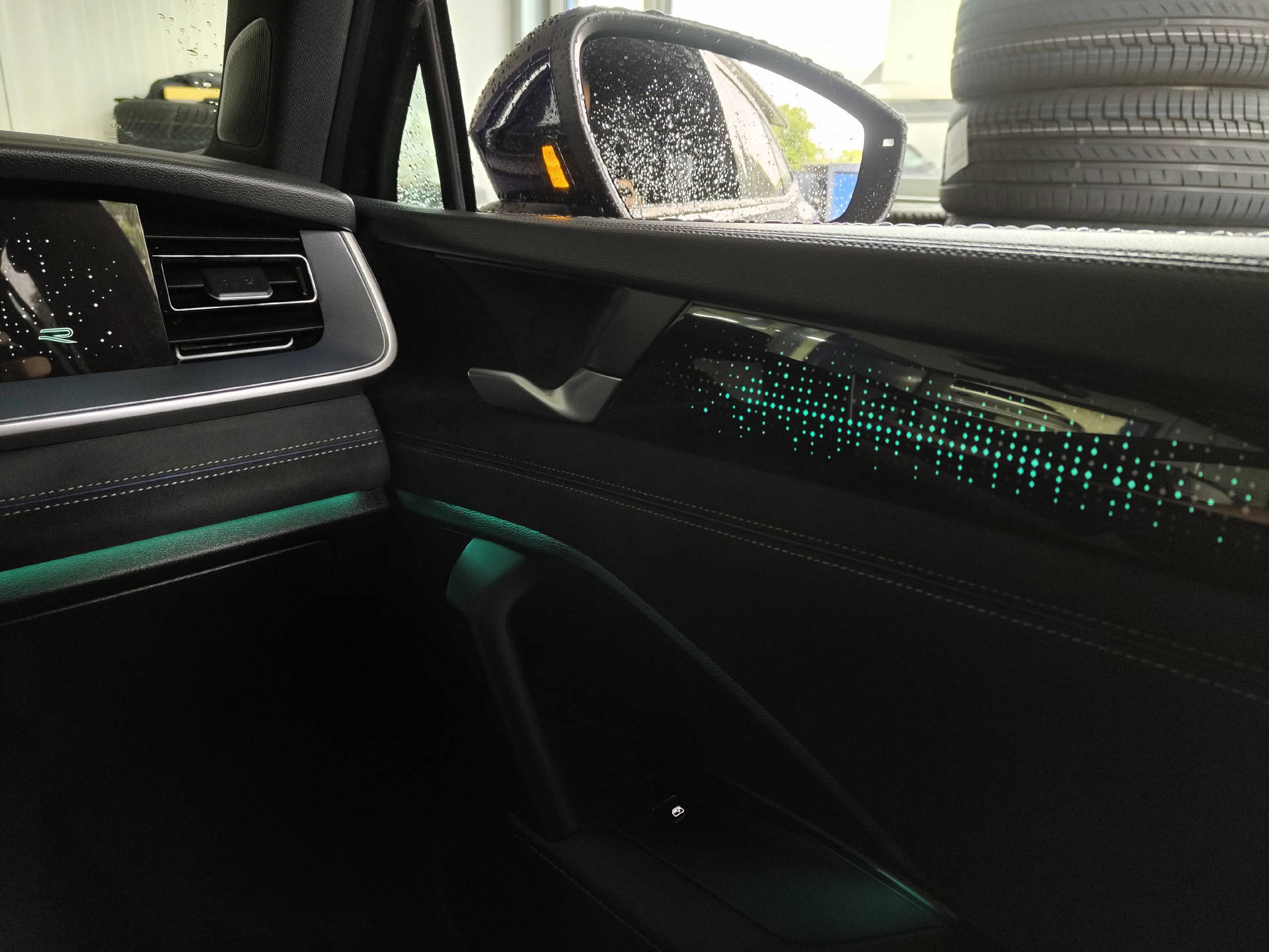 VW Tayron 2.0 TSI R-Line DSG 4Motion-image-10