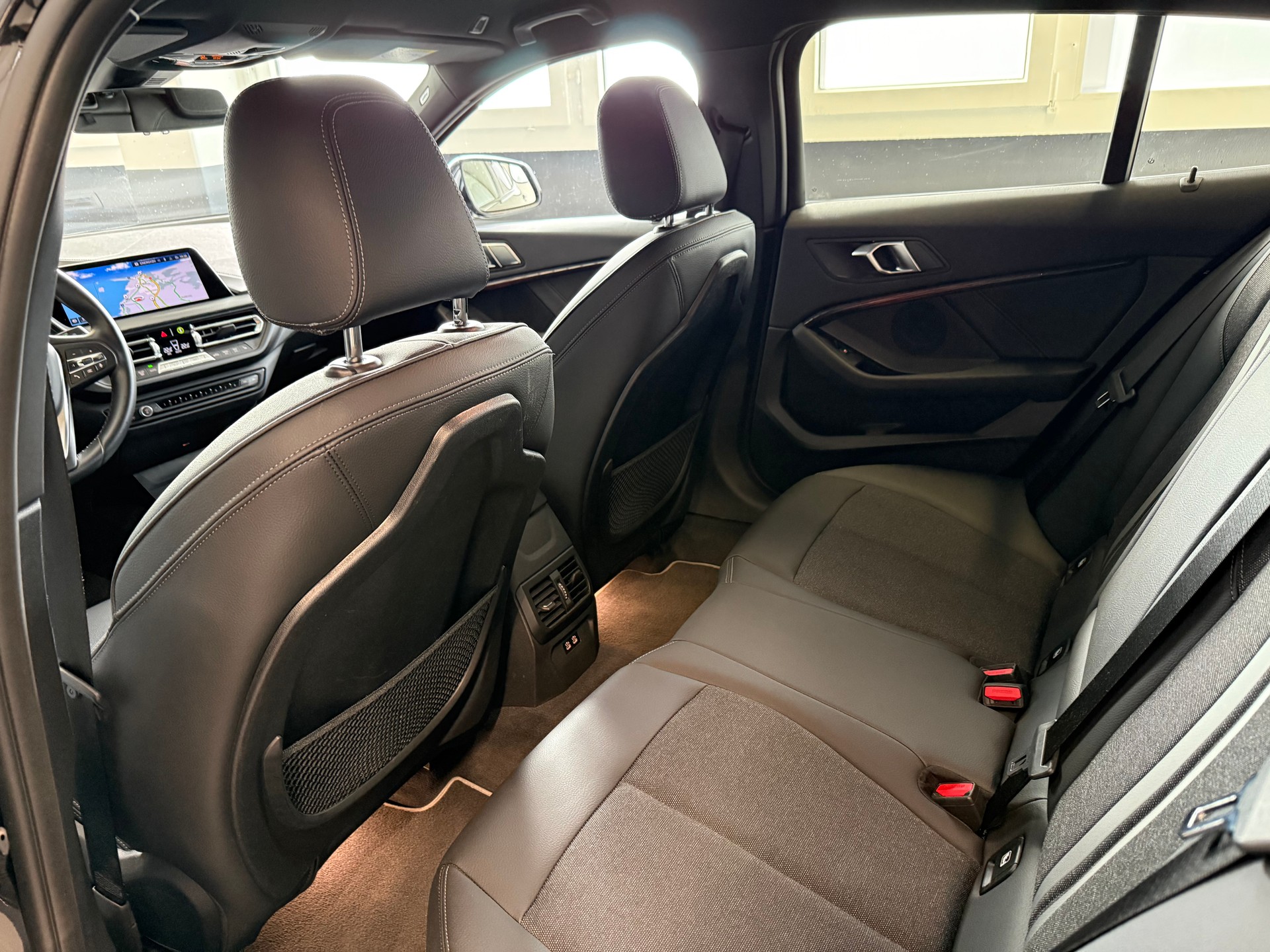BMW 120i Sport Line Steptronic-image-14