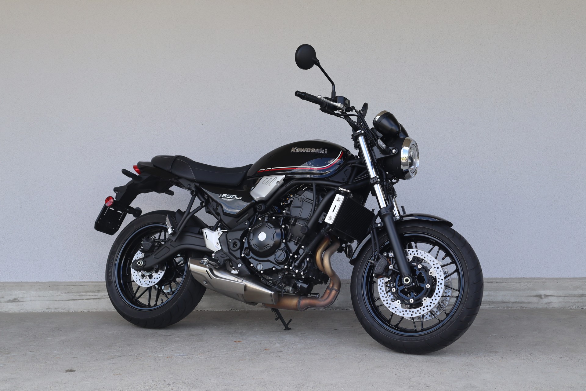 KAWASAKI Z 650 RS-image-1