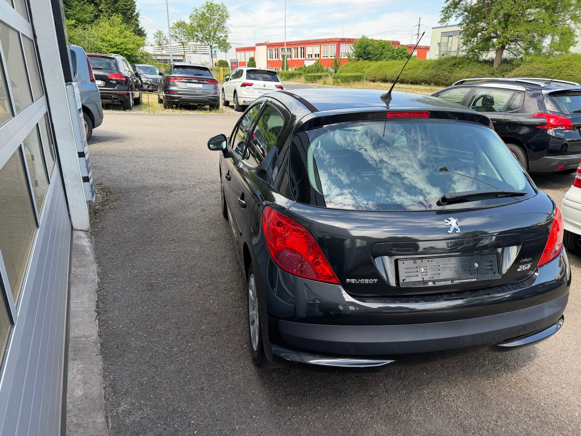 PEUGEOT 207 1.4 16V XS-image-4