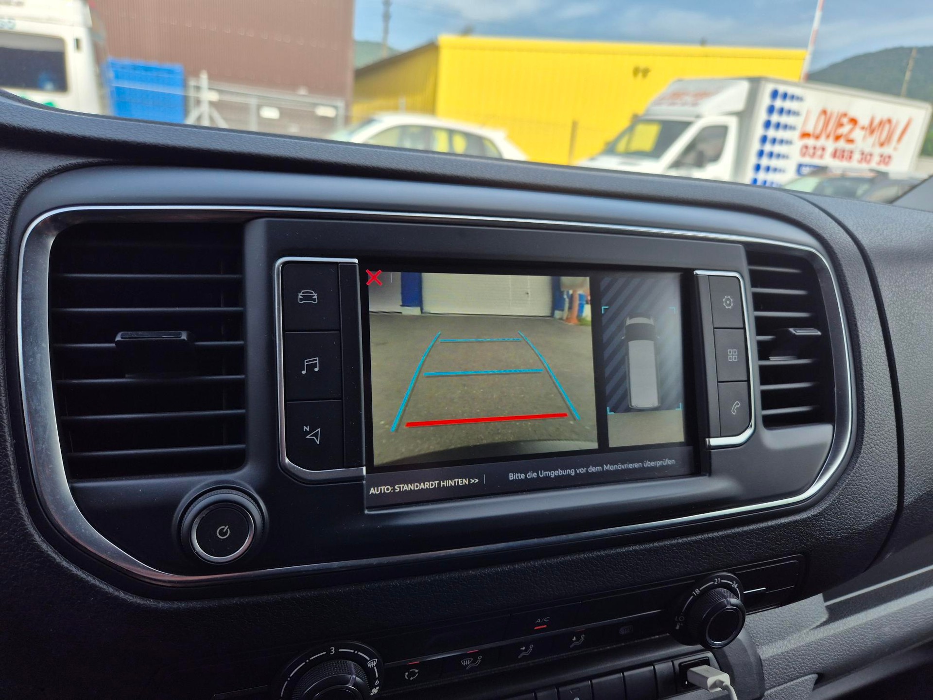 CITROEN 2.0 BlueHDi 120 Komfort-image-9