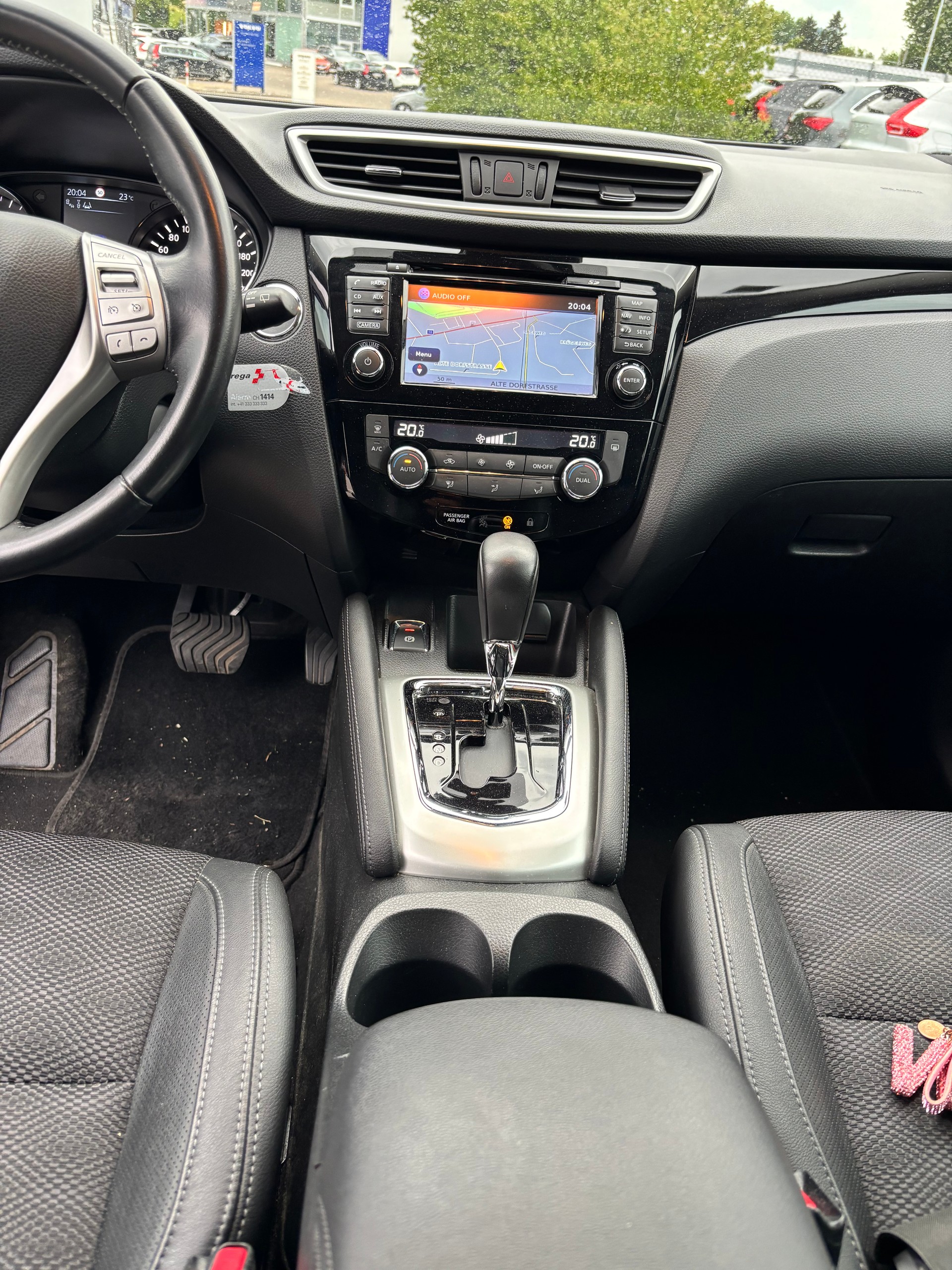 NISSAN Qashqai 1.6 dCi tekna Xtronic CVT-image-7