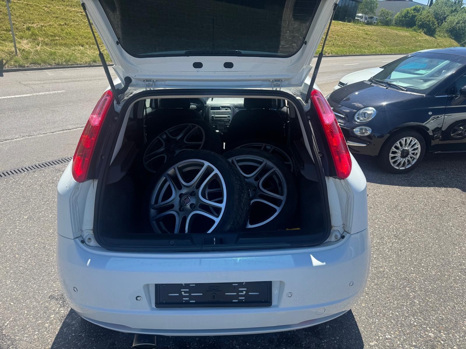 FIAT Punto 1.4 16V Turbo Dynamic-image-6