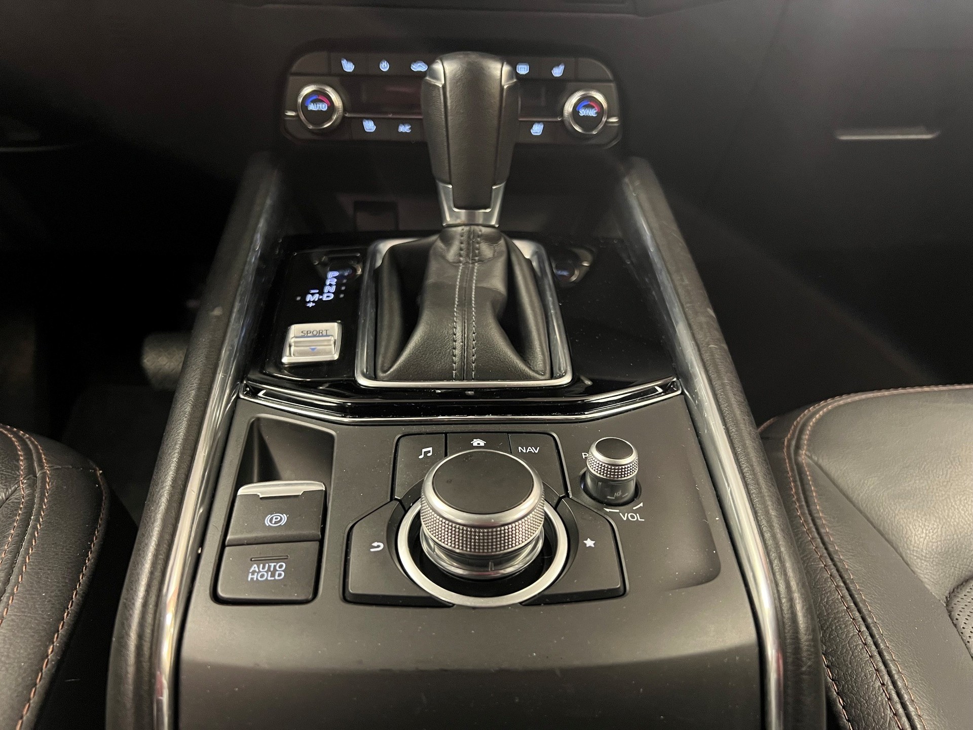MAZDA CX-5 SKYACTIV-G 194 Revolution AWD Automat-image-12
