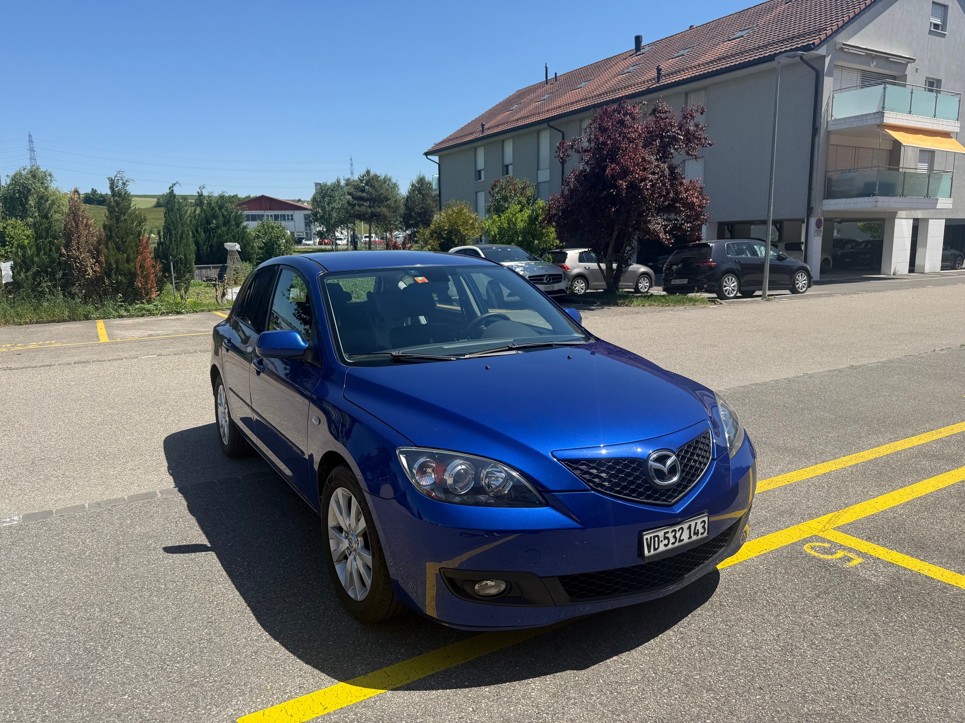 MAZDA 3 1.6 16V Confort-showroom-element-1