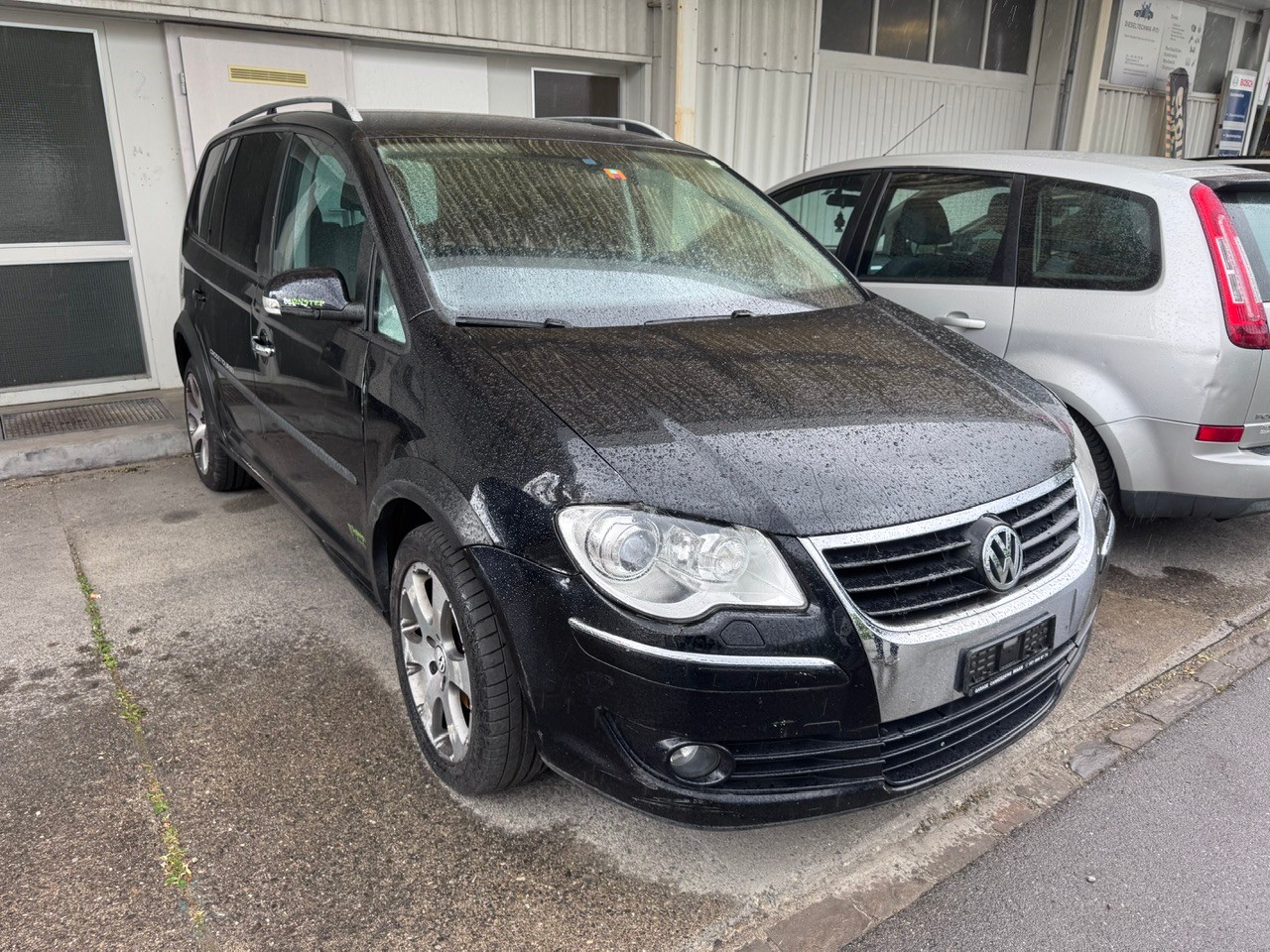 VW Touran 2.0 TDI Highline-image-2