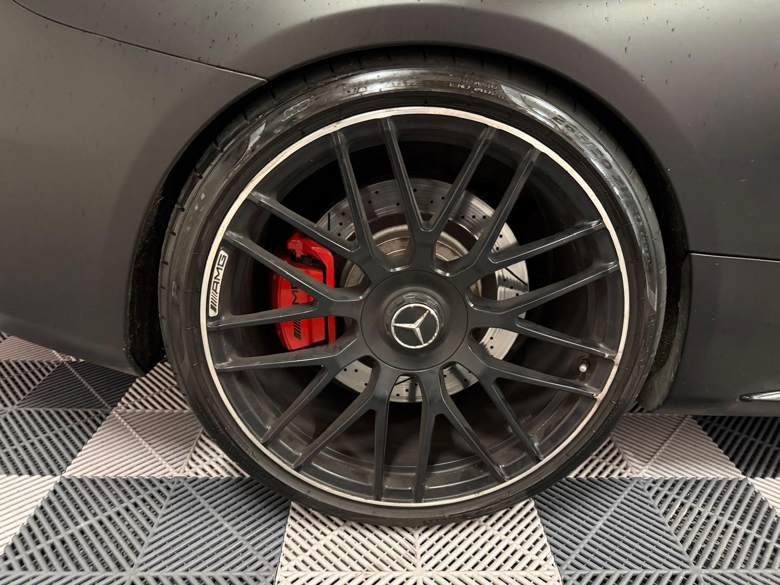 MERCEDES-BENZ C 63 S AMG 9G-tronic-image-27