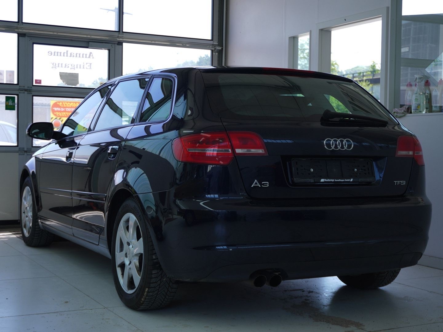 AUDI A3 Sportback 1.8 TFSI Attraction-showroom-element-1
