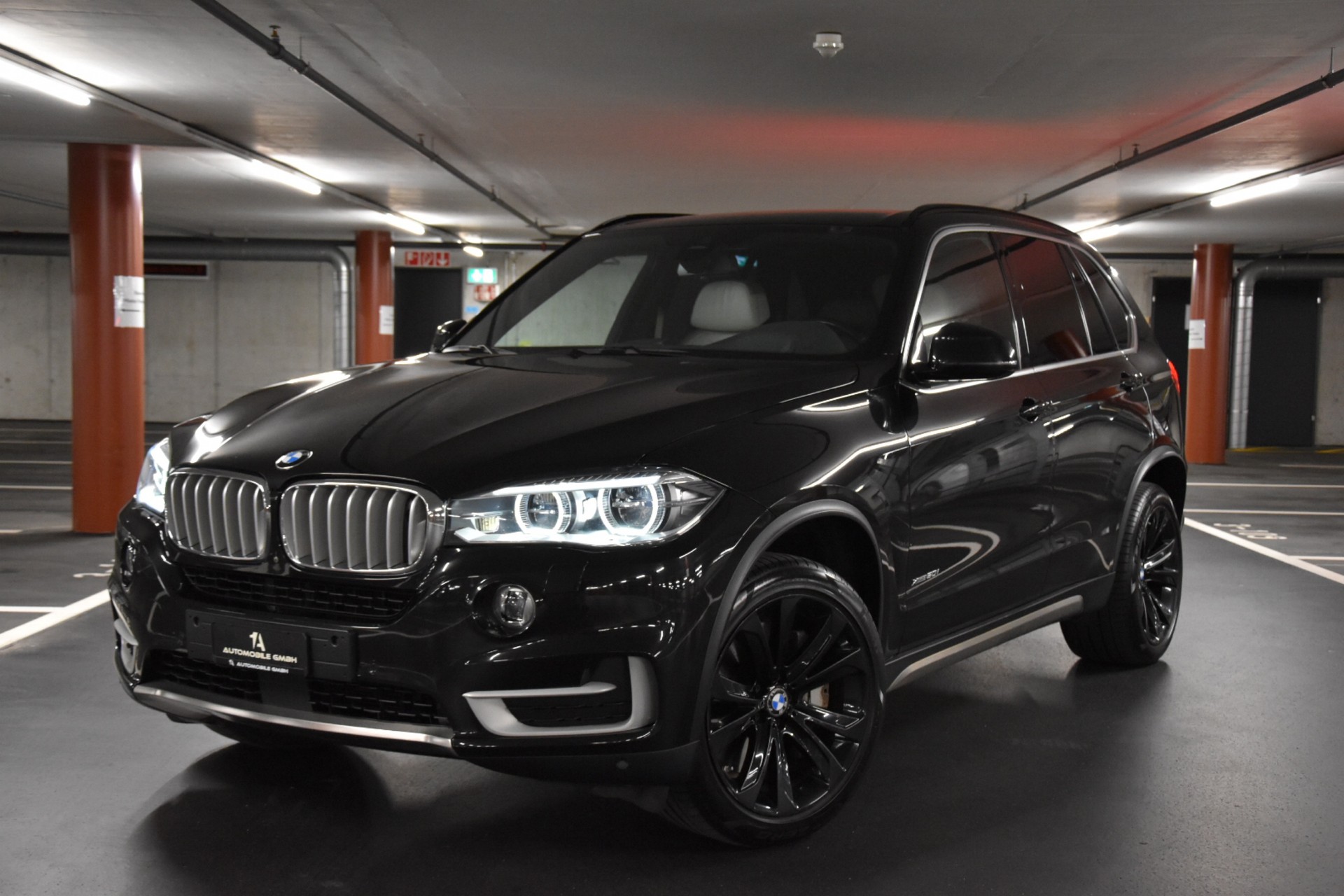 BMW X5 xDrive 50i Steptronic *** INDIVIDUAL ***