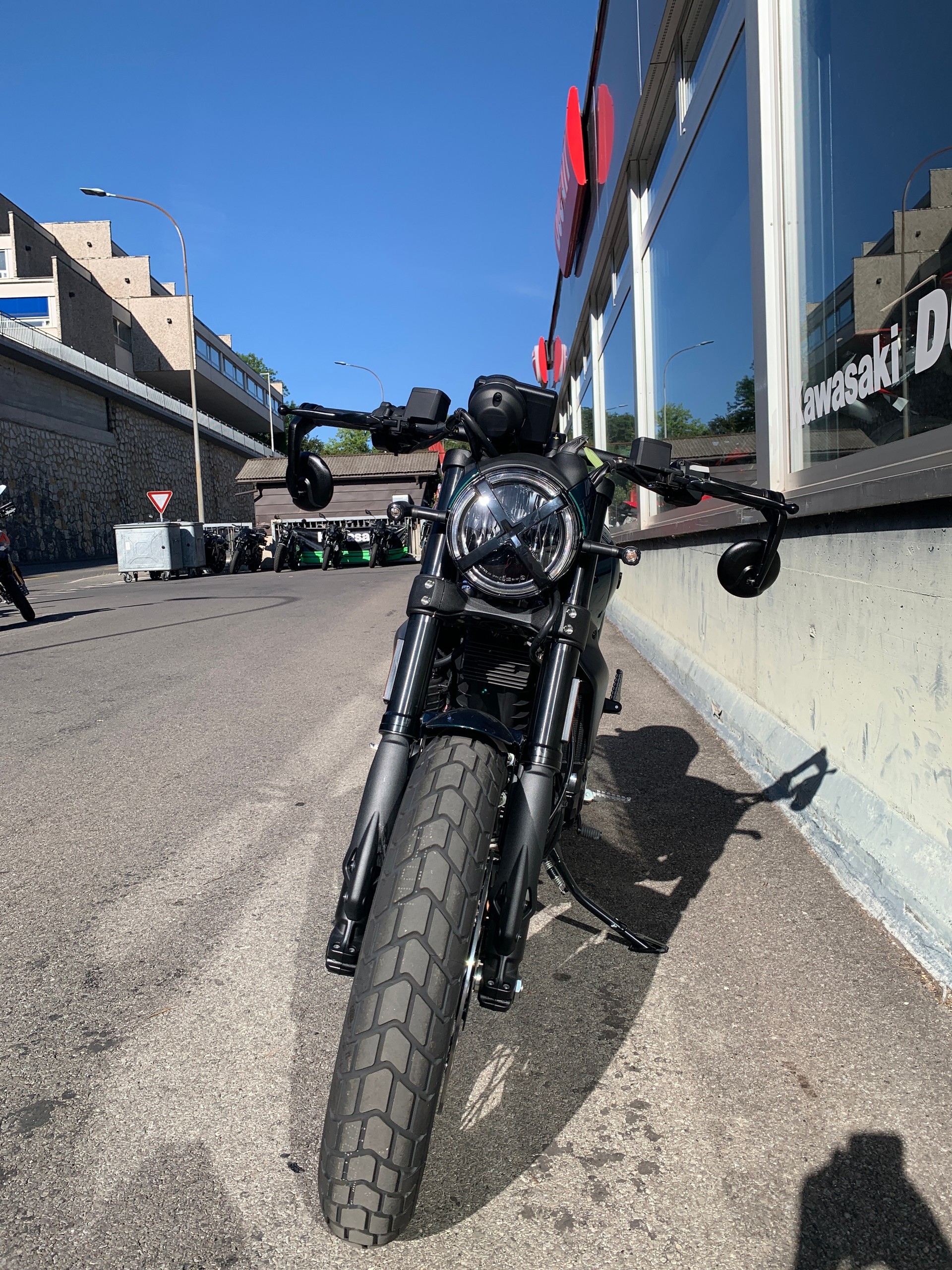 DUCATI SCRAMBLER NIGHTSHIFT-showroom-element-2