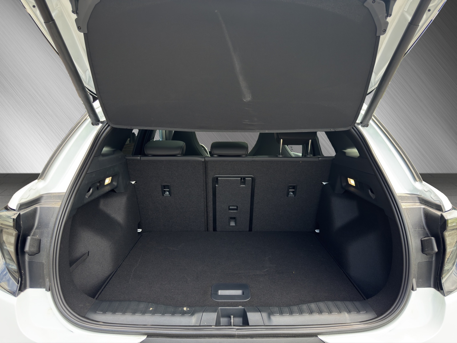 FORD Explorer Extended Range Premium 4x4-image-15