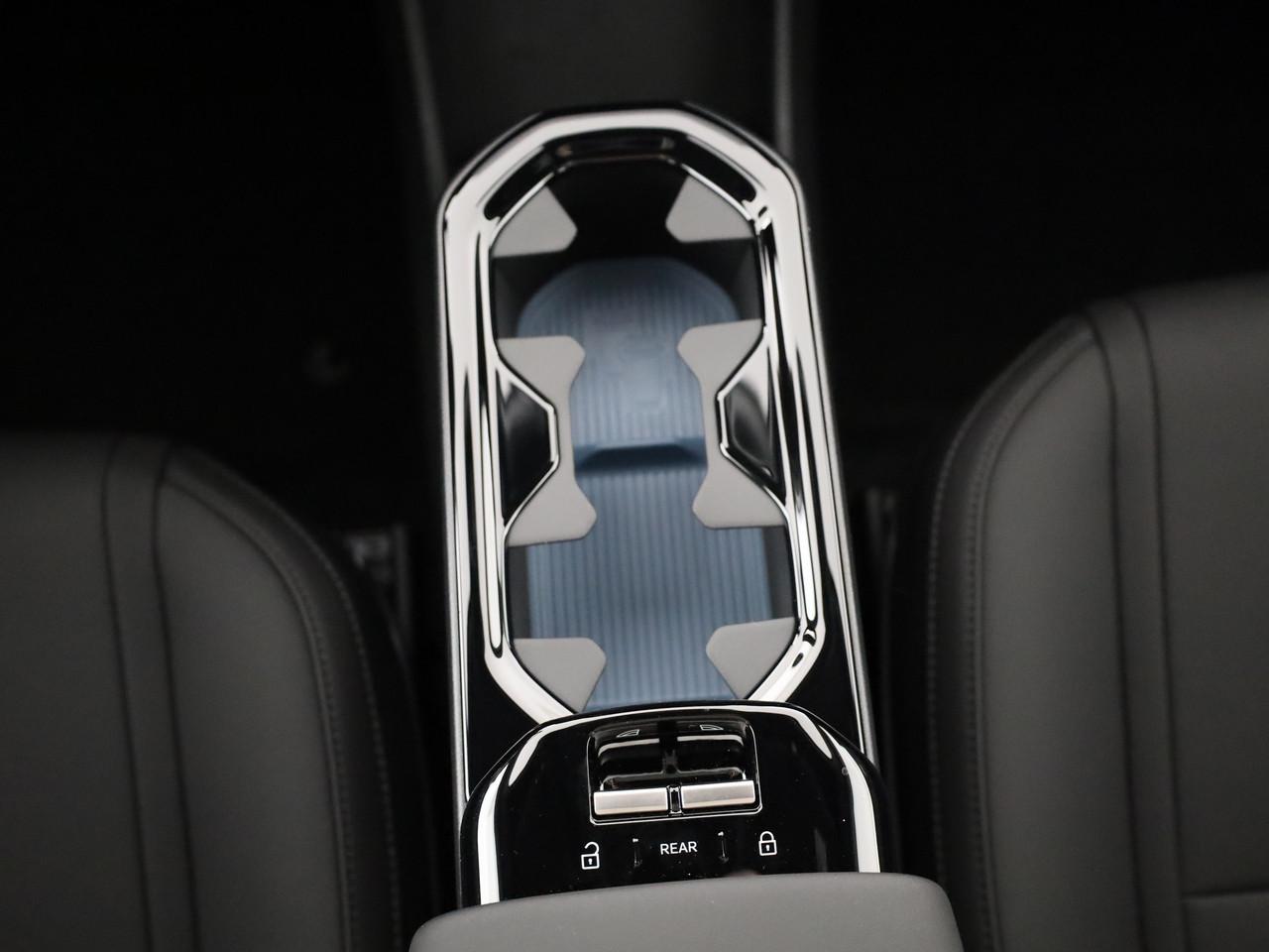 VOLVO EX30 CC P8 Ultra AWD-image-20