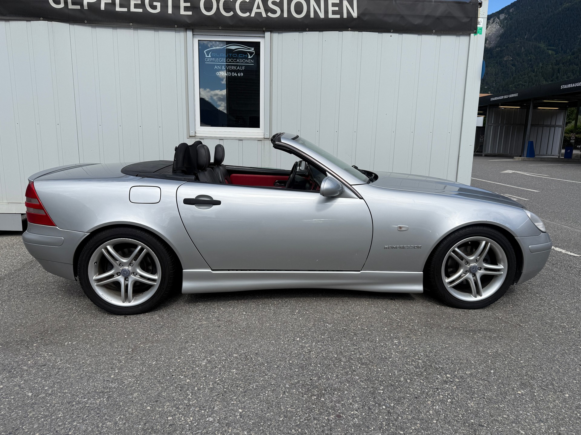 MERCEDES-BENZ SLK 230 Kompressor *TIEFERLEGUNG*SUBWOOFER*FRISCH AB MFK*-image-4
