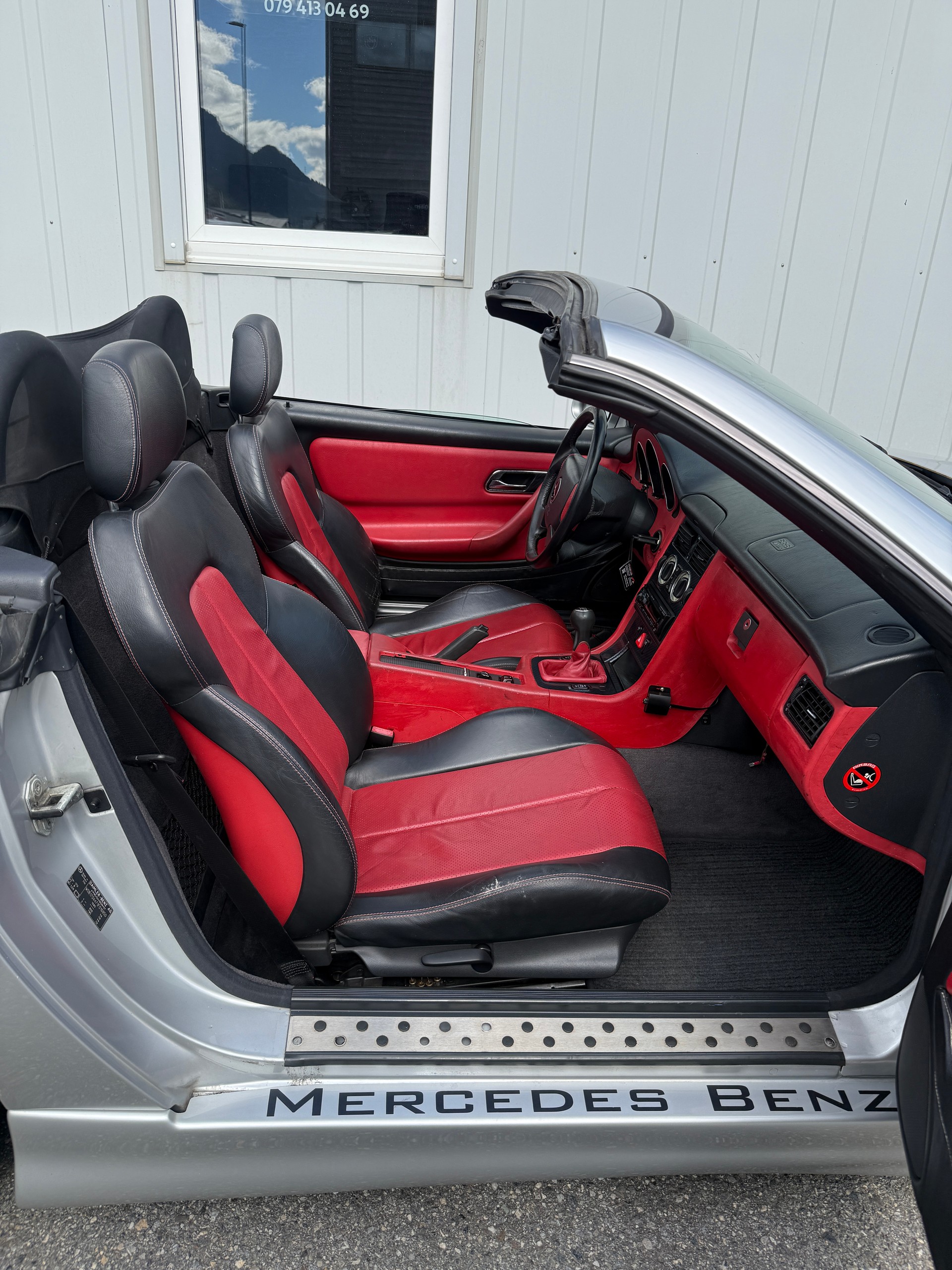 MERCEDES-BENZ SLK 230 Kompressor *TIEFERLEGUNG*SUBWOOFER*FRISCH AB MFK*-image-13