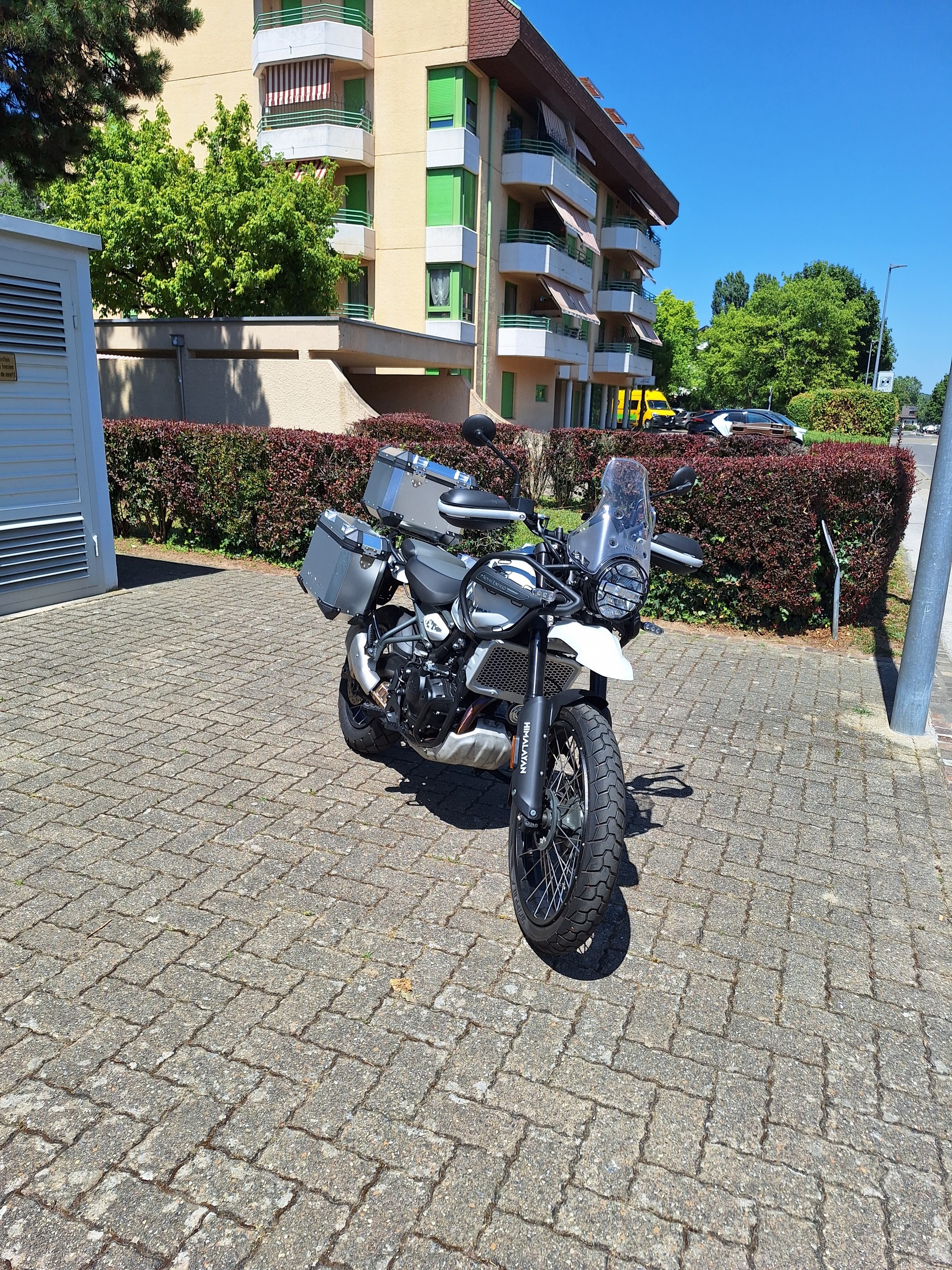 ROYAL ENFIELD Himalayan 452 Tubeless-image-0