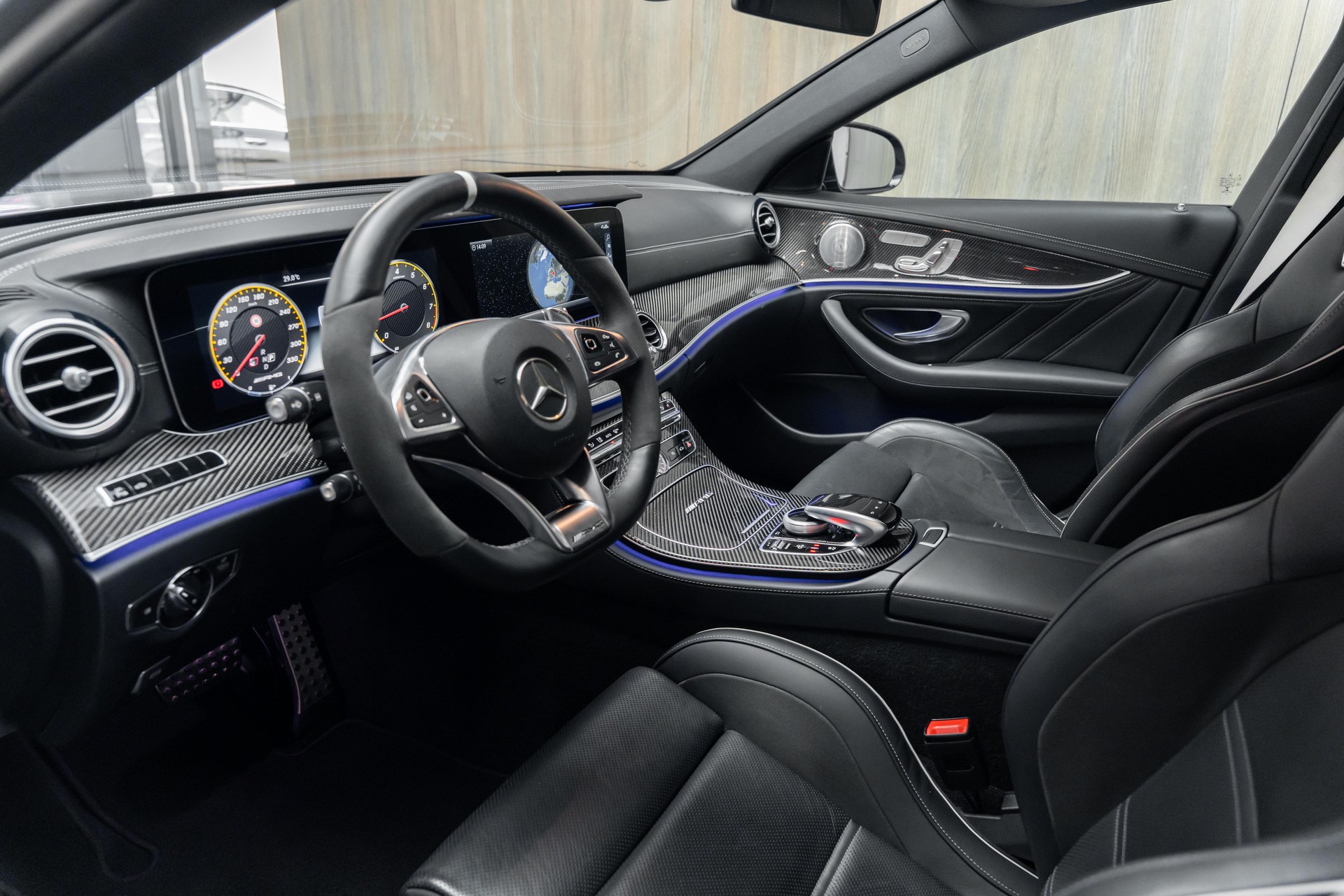 MERCEDES-BENZ E 63 AMG S 4Matic Speedshift MCT | ohne OPF-showroom-element-3