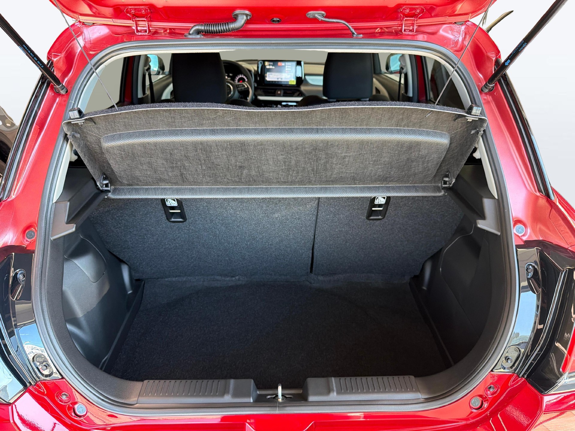 SUZUKI Swift 1.2 Sakura Hybrid-image-11