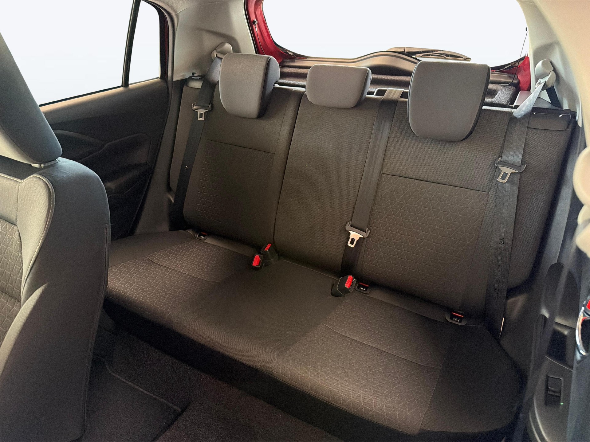 SUZUKI Swift 1.2 Sakura Hybrid-image-10