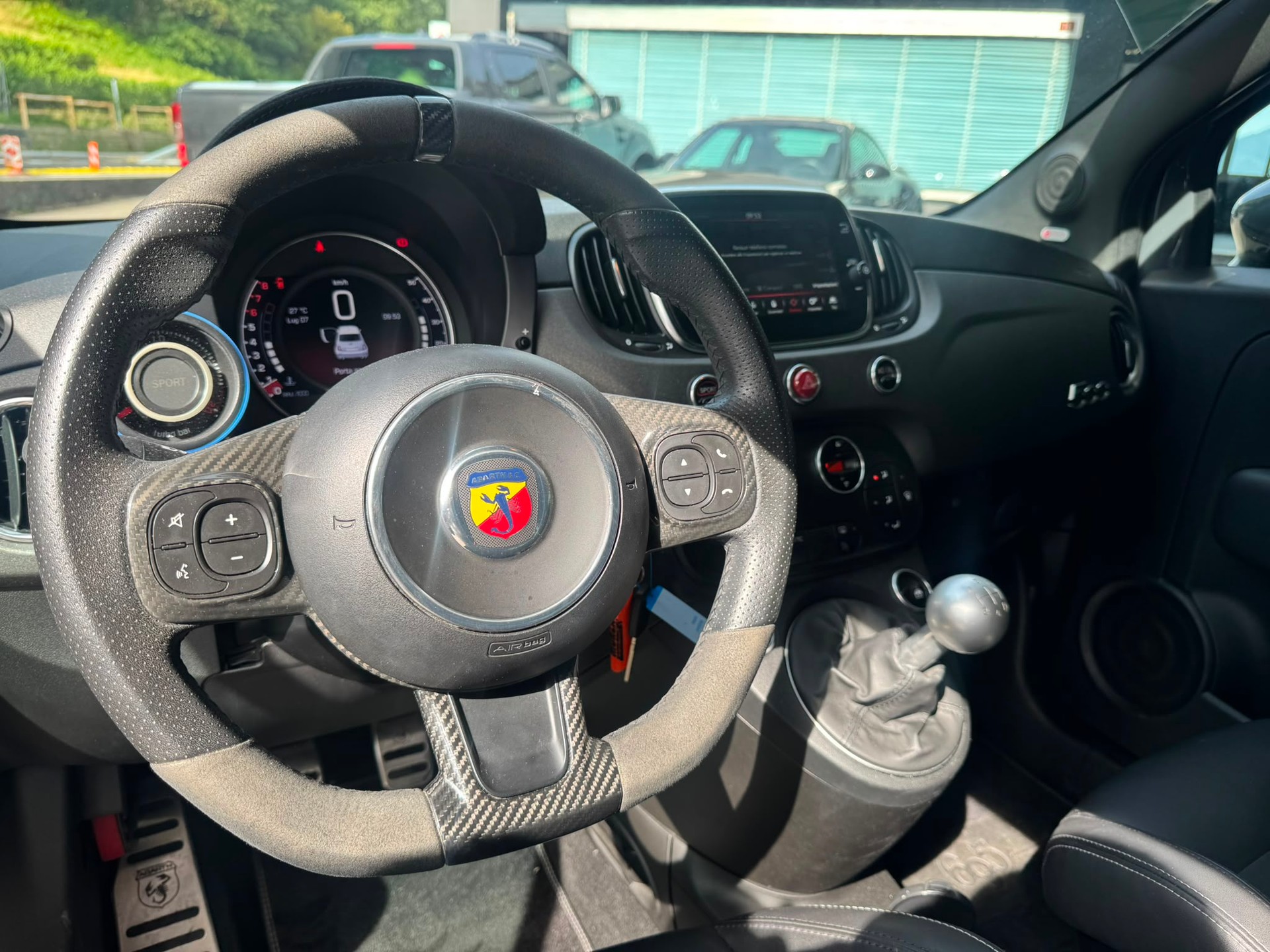 FIAT 695 1.4 16V Turbo Abarth 70 Anniversario-image-6