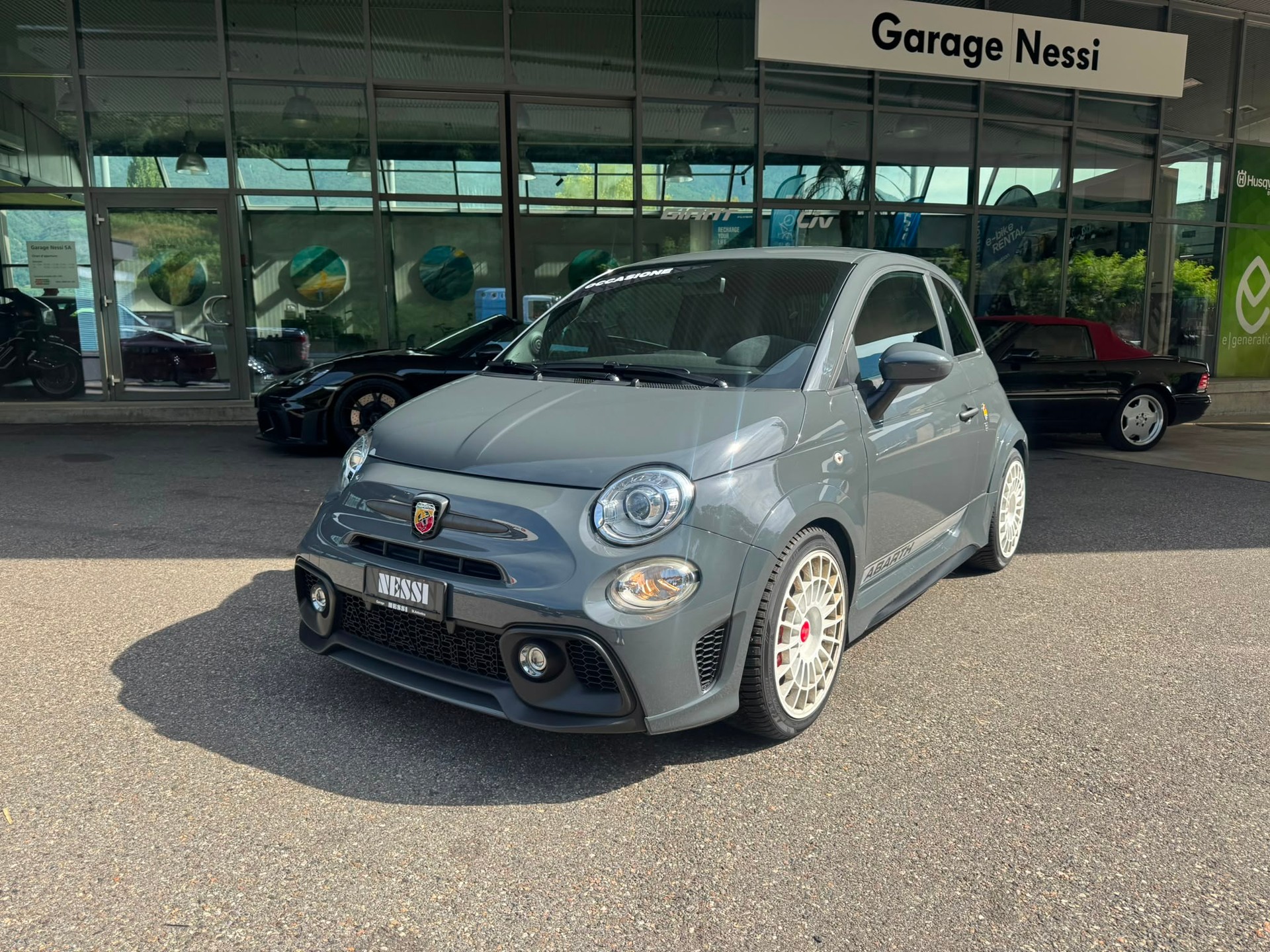 FIAT 695 1.4 16V Turbo Abarth 70 Anniversario-showroom-element-2