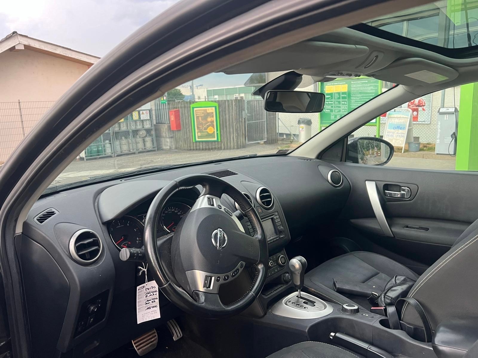 NISSAN Qashqai 2.0 dCi 4WD acenta Automatic-image-10