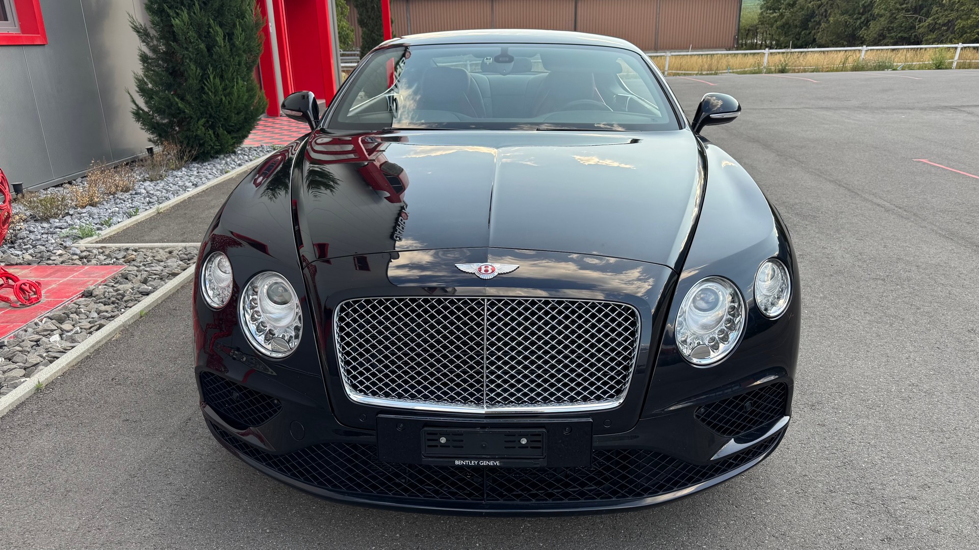 BENTLEY Continental GT 4.0 V8-showroom-element-1