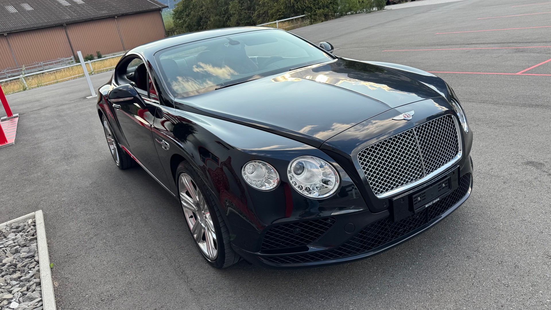 BENTLEY Continental GT 4.0 V8-showroom-element-2