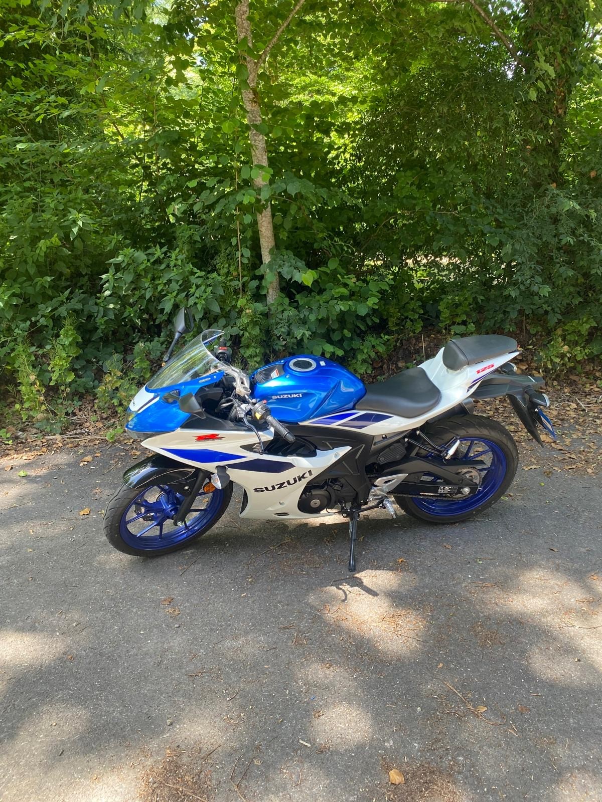 SUZUKI GSX-R 125-image-0