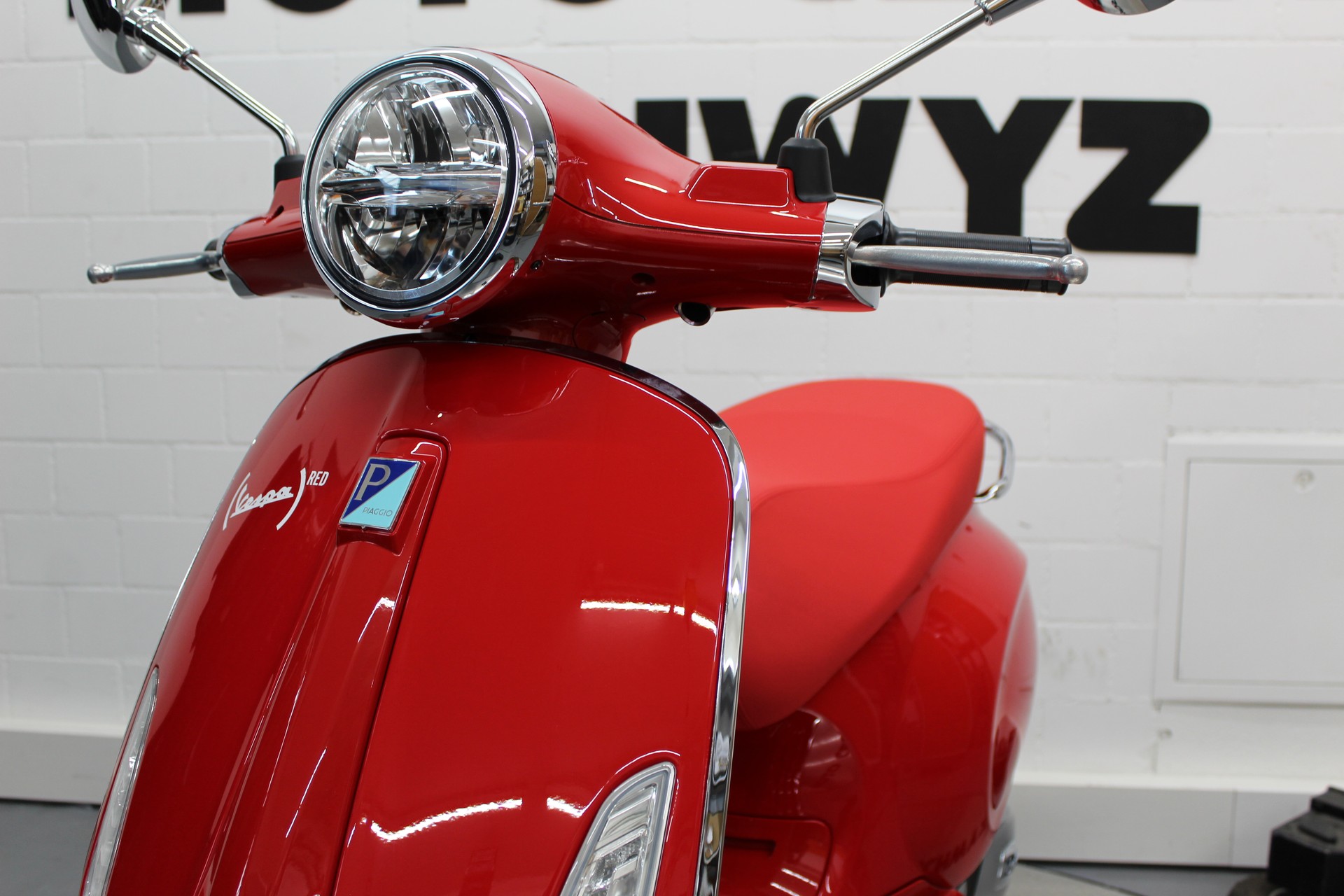 PIAGGIO Primavera 125 (RED)-image-5