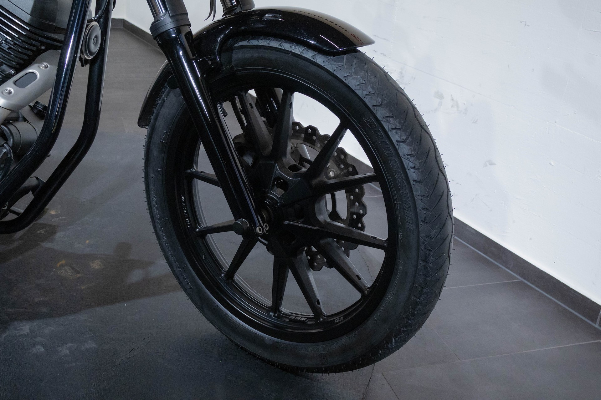 YAMAHA XV 950 R-image-12