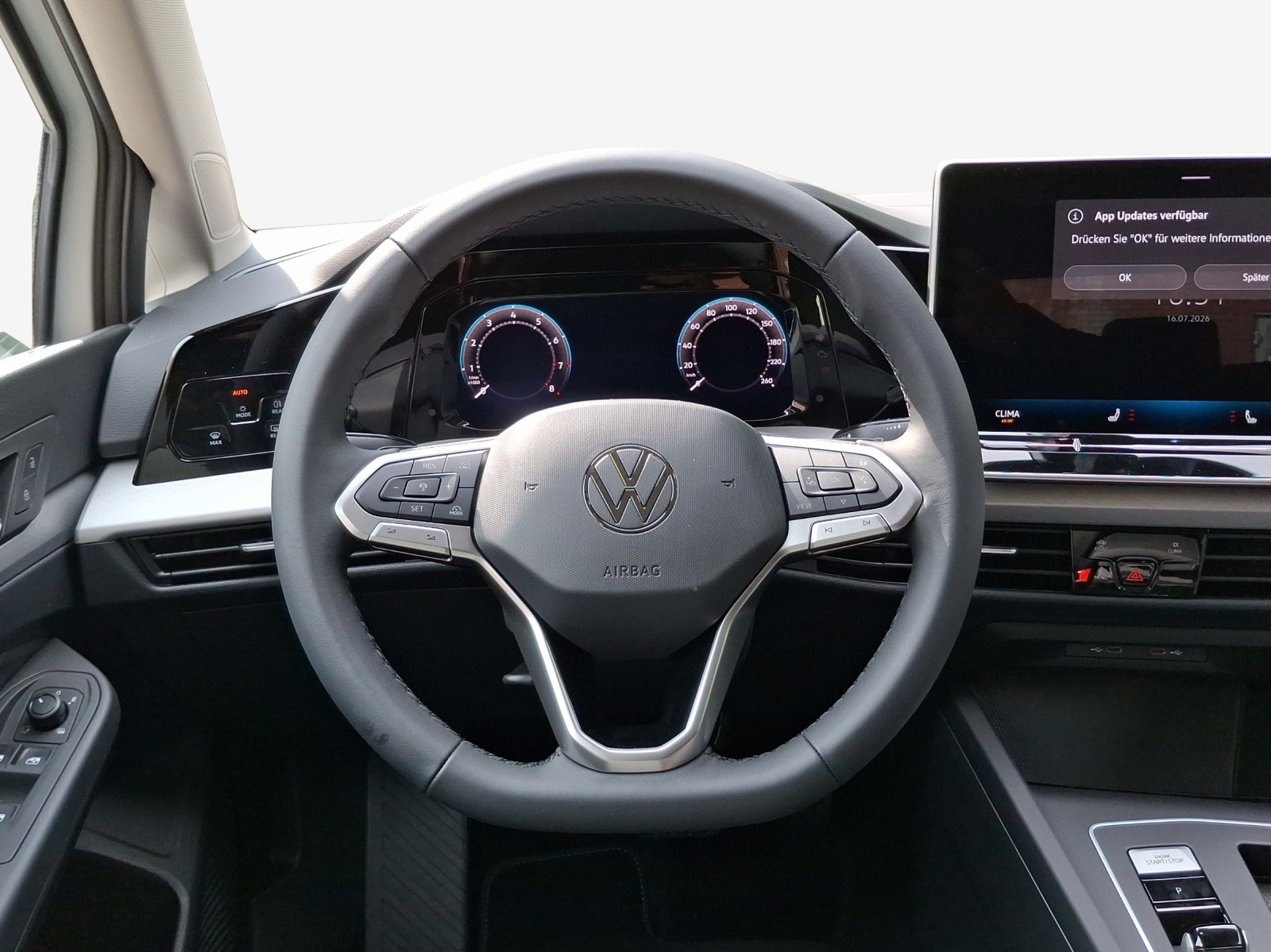 VW Golf 1.5 e TSI mHEV Value DSG-image-9