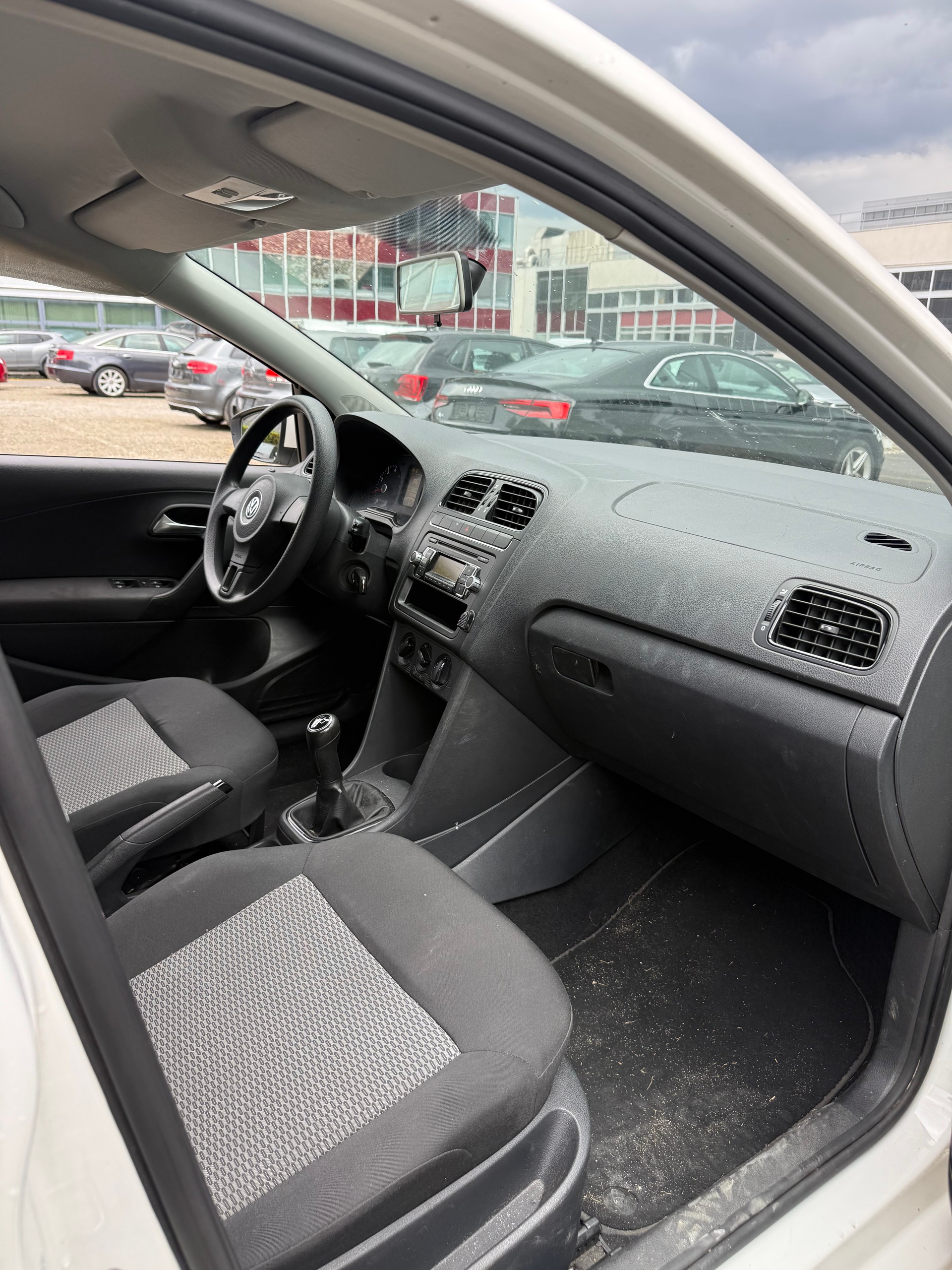 VW Polo 1.4 16V Comfortline-image-8