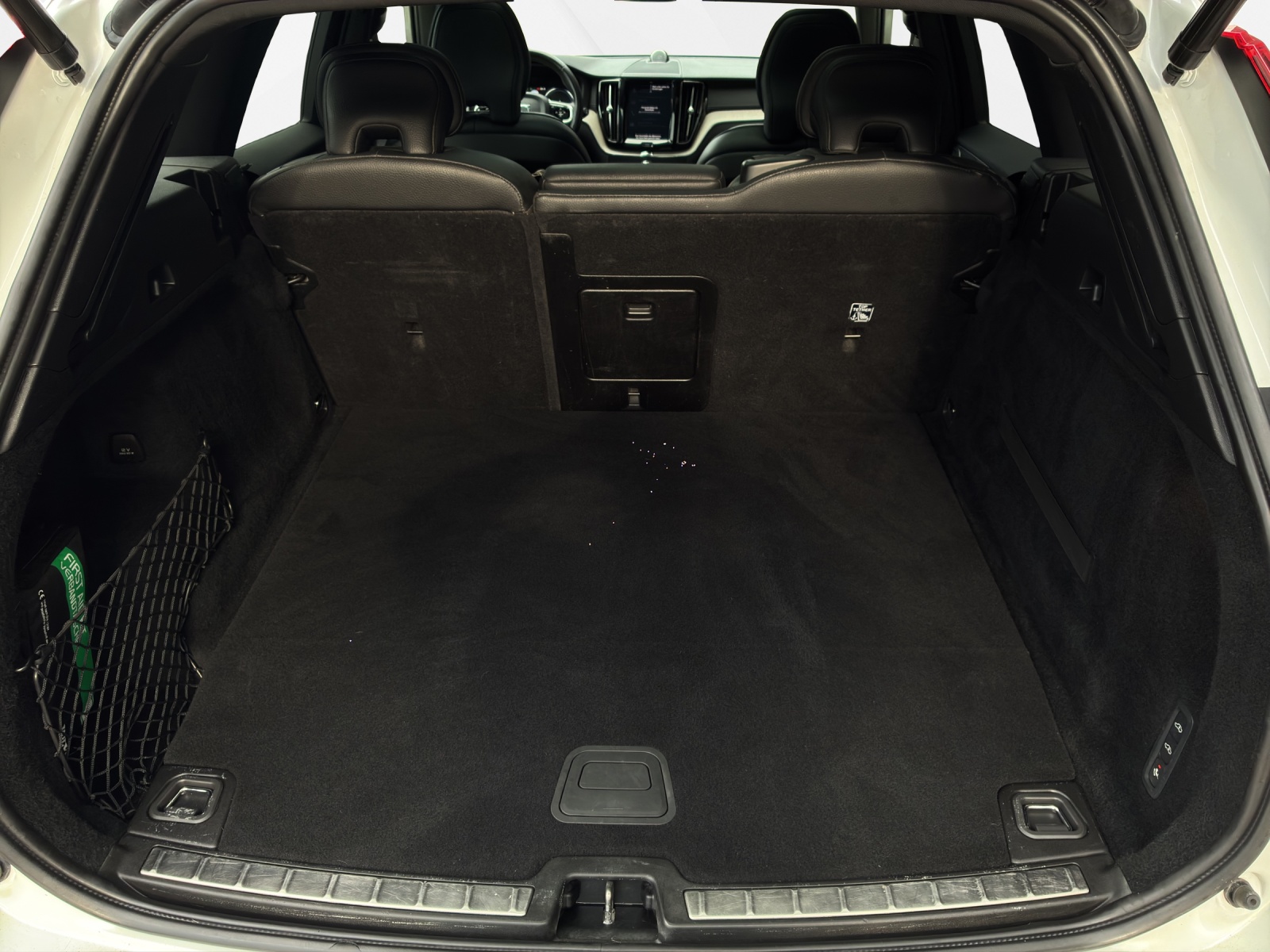VOLVO XC60 2.0 T8 TE Inscription eAWD-image-14