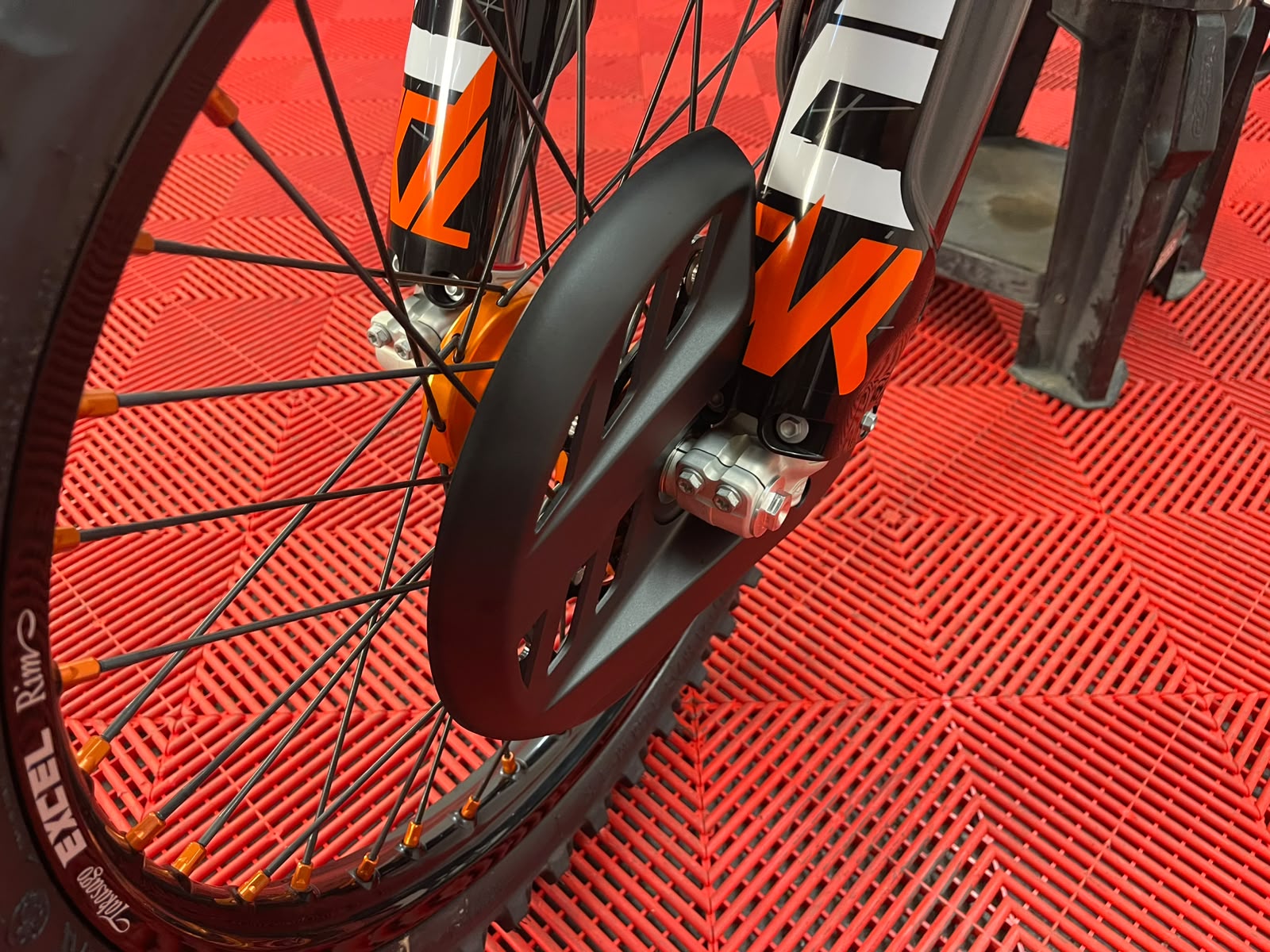 KTM 300 EXC HARDENDURO 2027-image-6