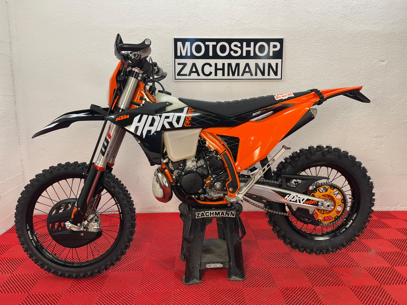 KTM 300 EXC HARDENDURO 2027-showroom-element-3
