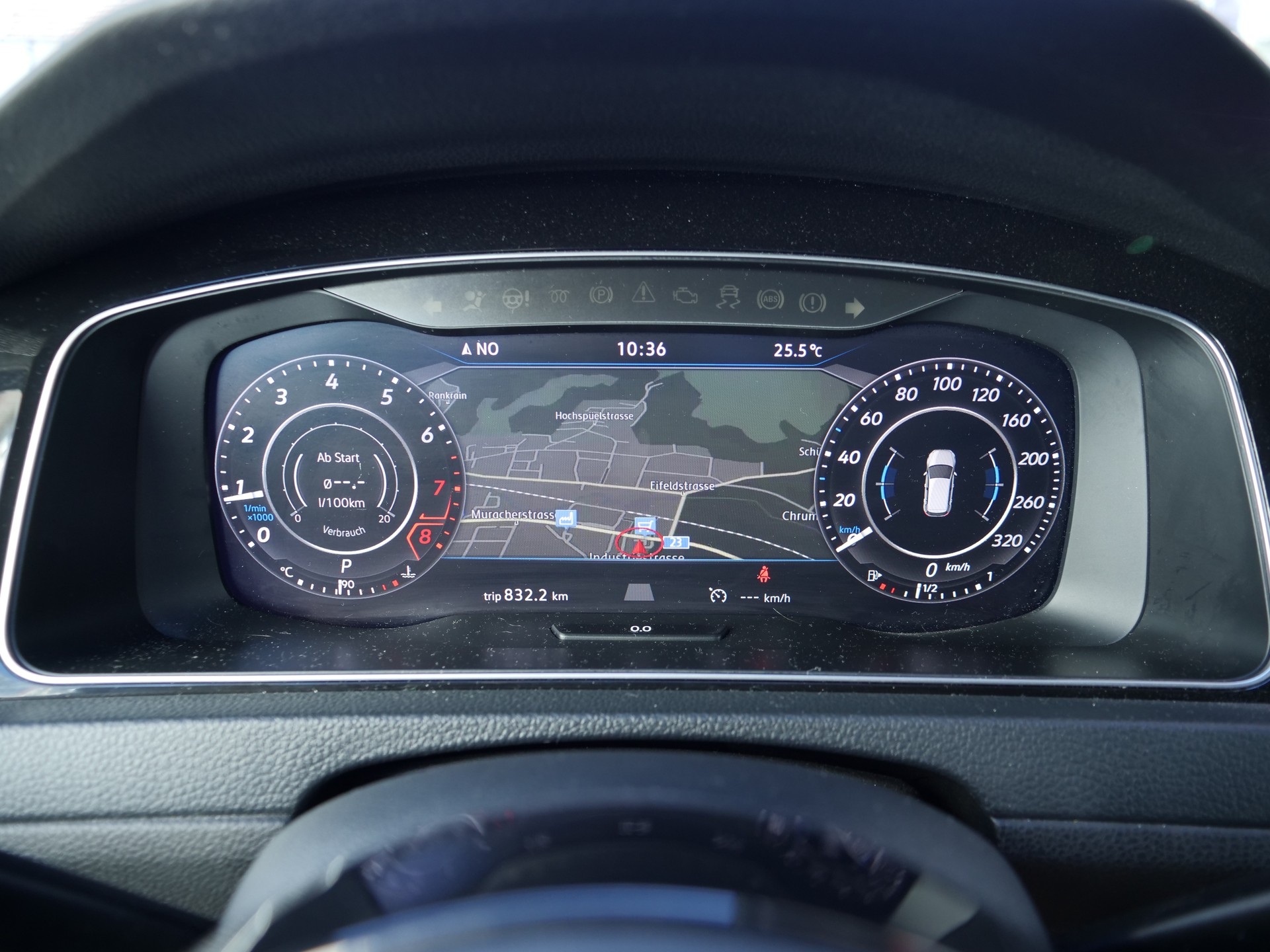 VW Golf 2.0 TSI R 4Motion DSG-image-13
