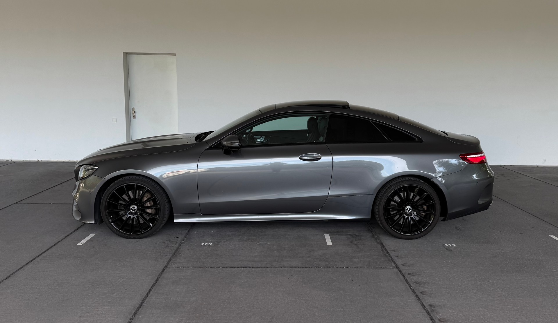 MERCEDES-BENZ E 400 Coupé AMG Line 4 Matic 9G-Tronic-showroom-element-2