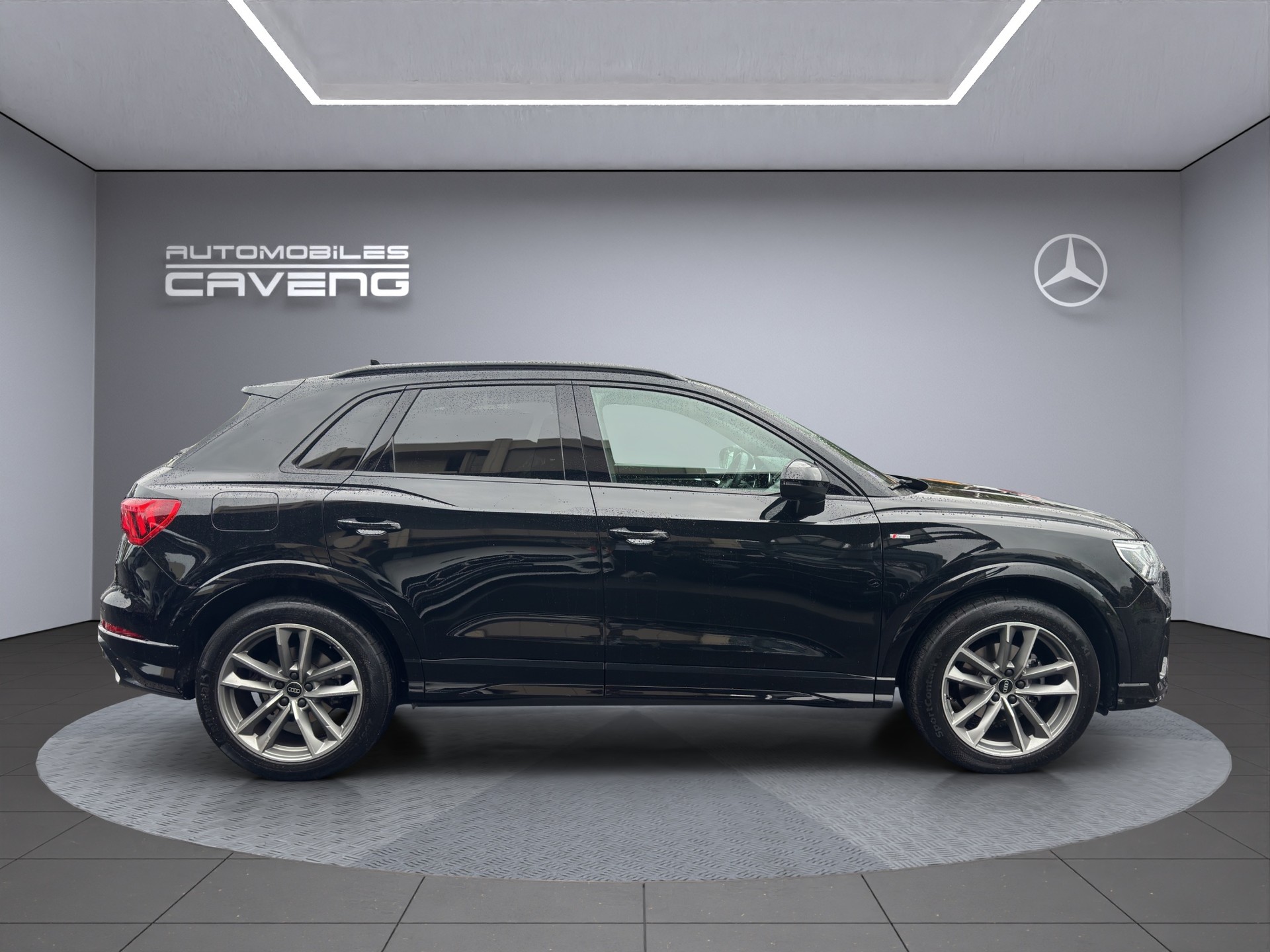 AUDI Q3 35 TFSI S line Attraction S-tronic-image-5
